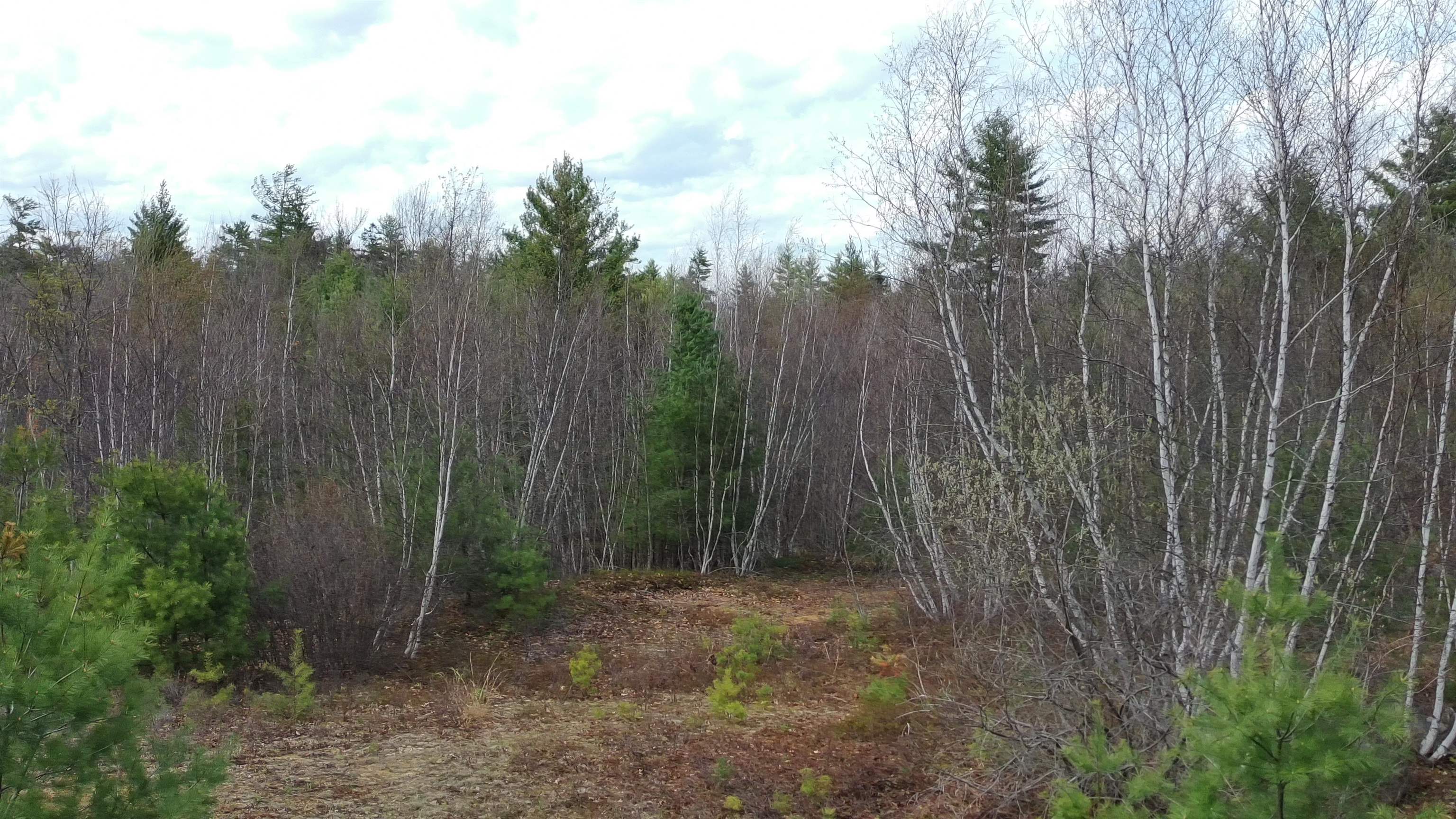 988 Dover Rd, Epsom, NH 03234
