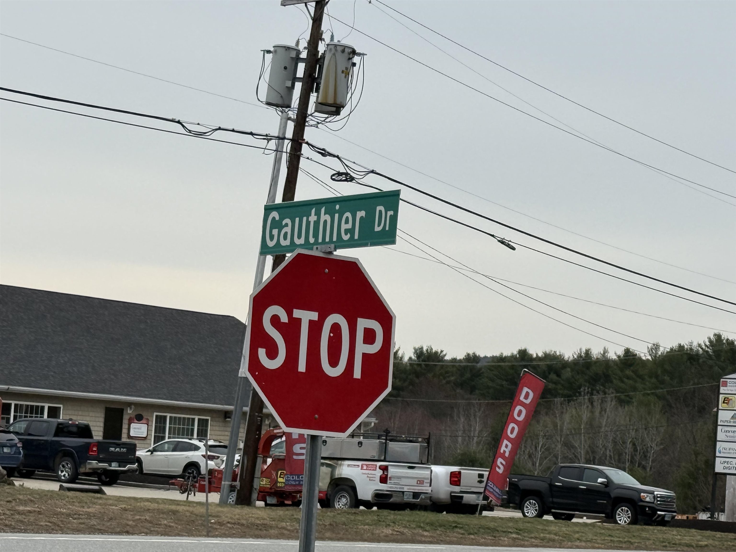 1986 Dover Rd, Epsom, NH 03234