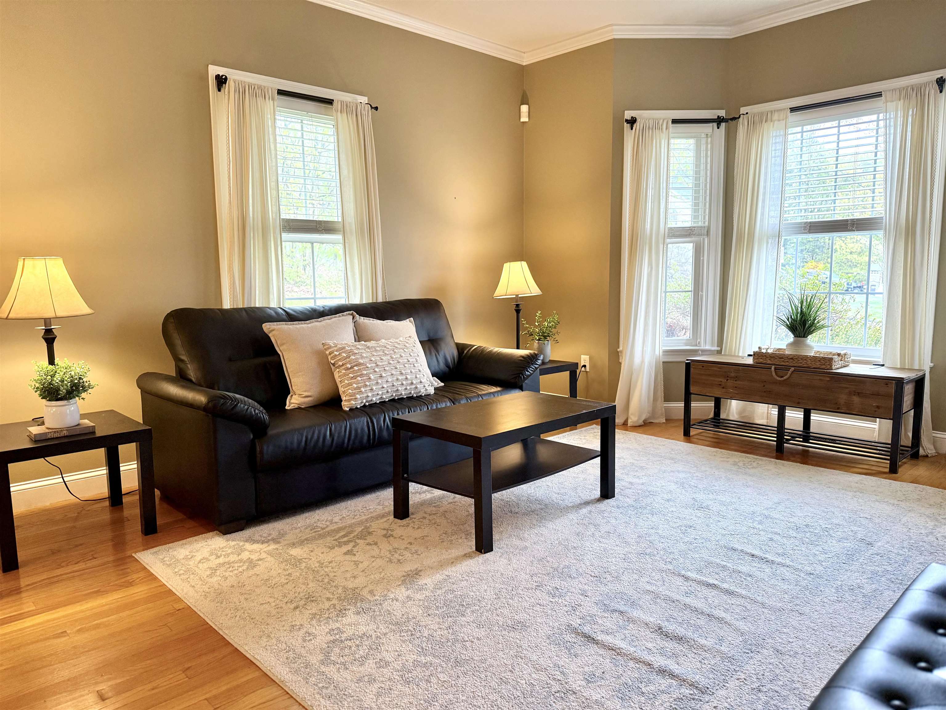 25 Squire Armour Rd, Windham, NH 03087