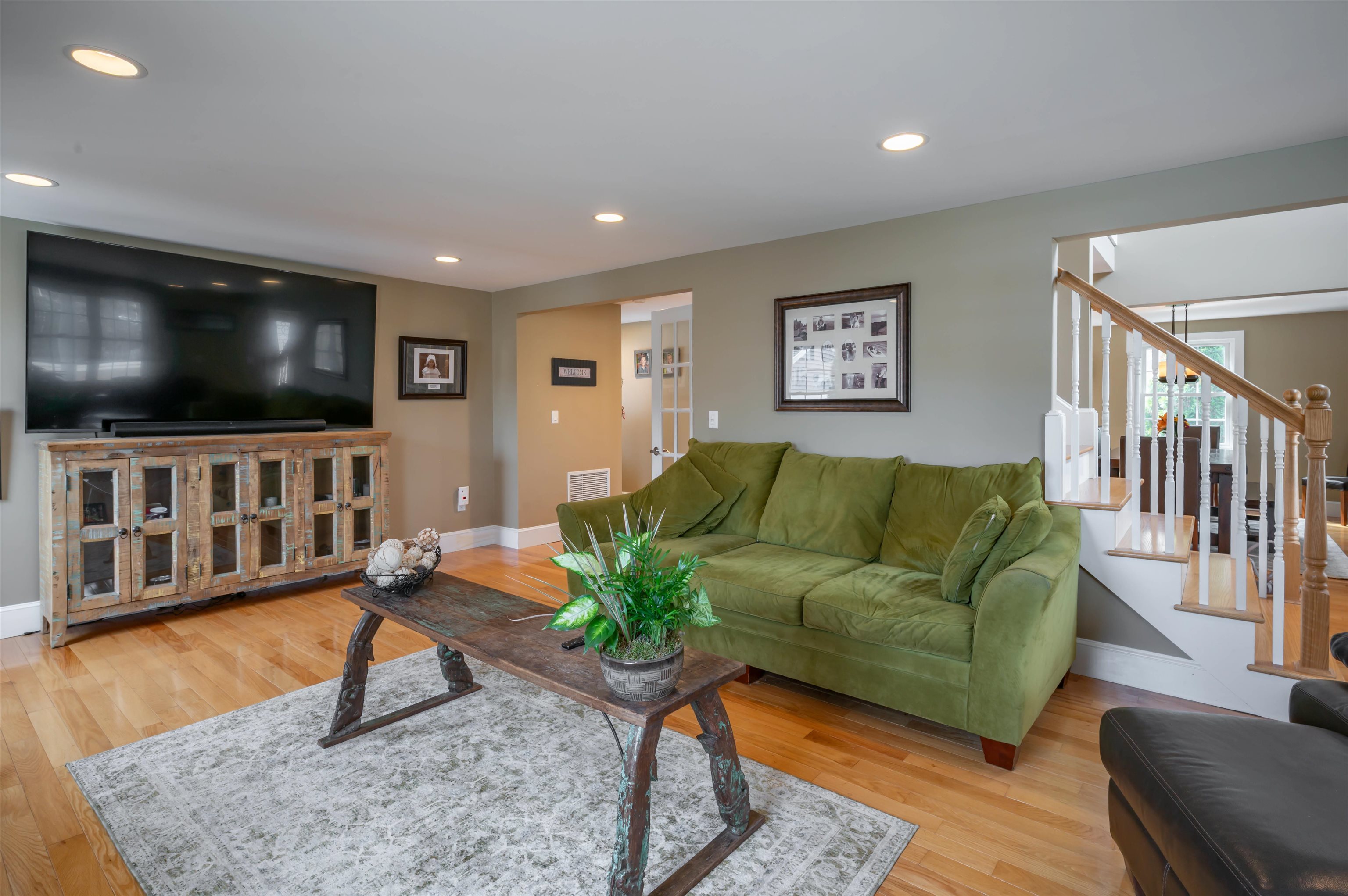 26 Danville Rd, Kingston, NH 03848