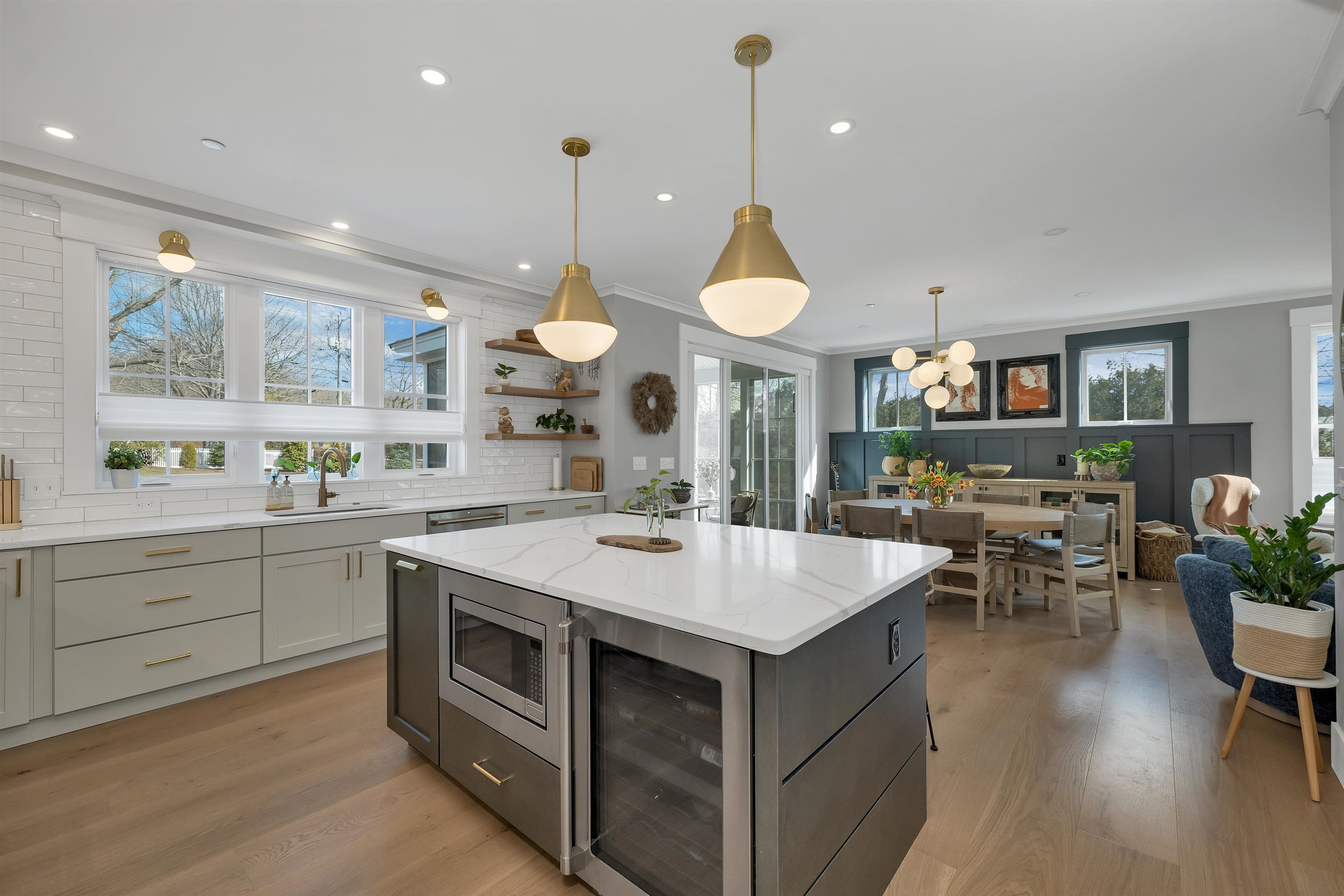 45 Artwill Ave, Portsmouth, NH 03801