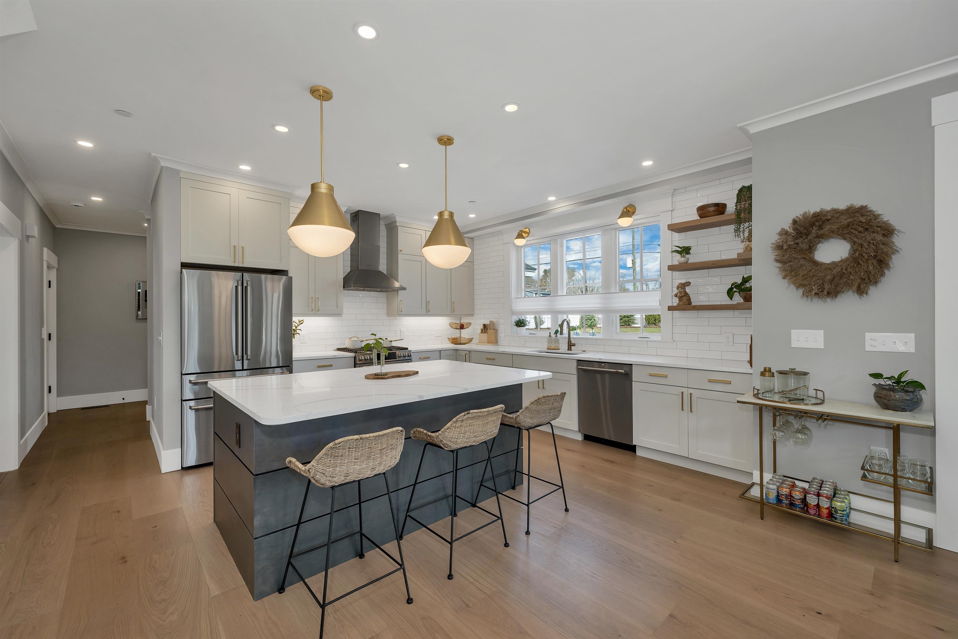 45 Artwill Ave, Portsmouth, NH 03801