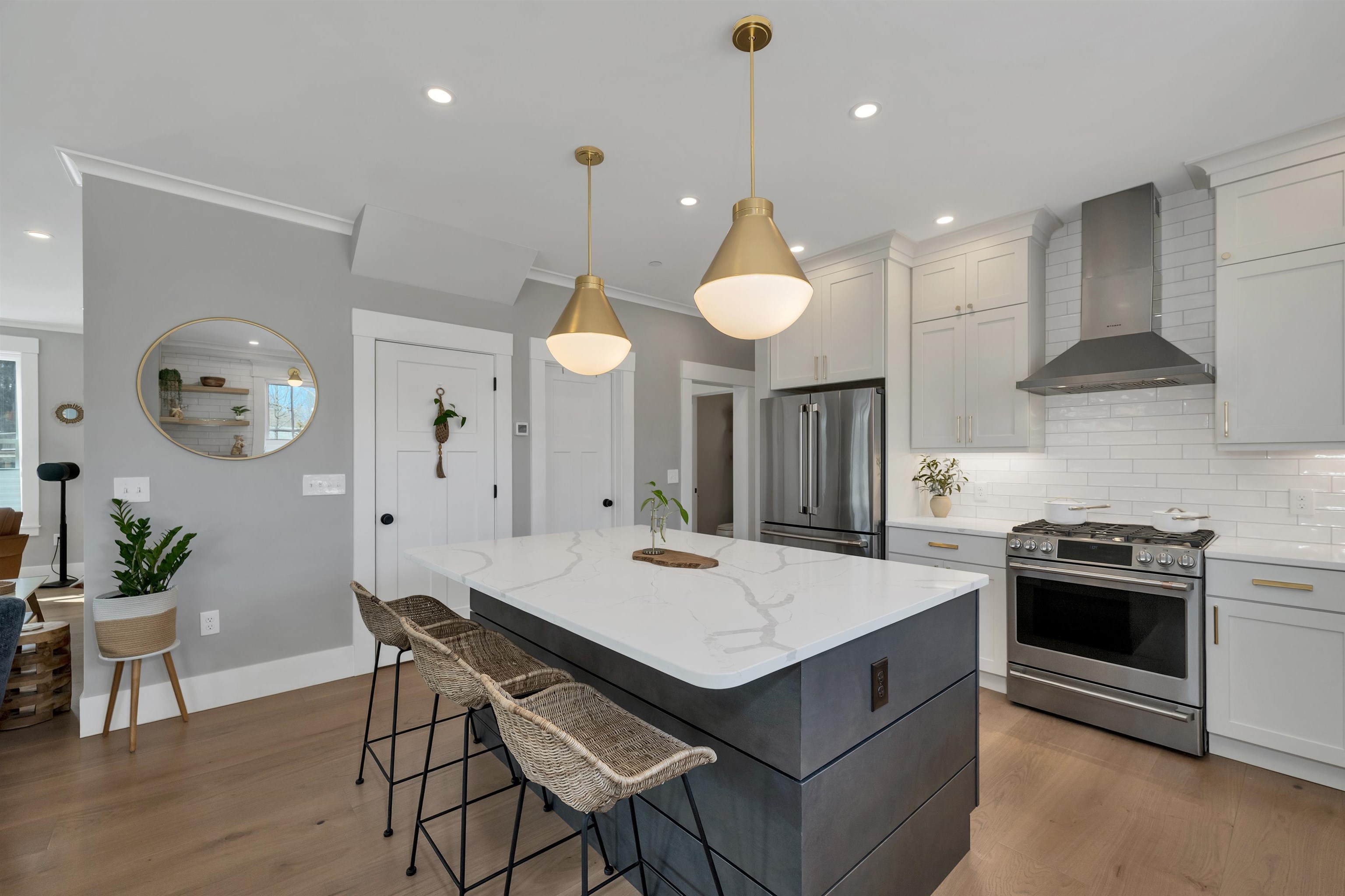 45 Artwill Ave, Portsmouth, NH 03801