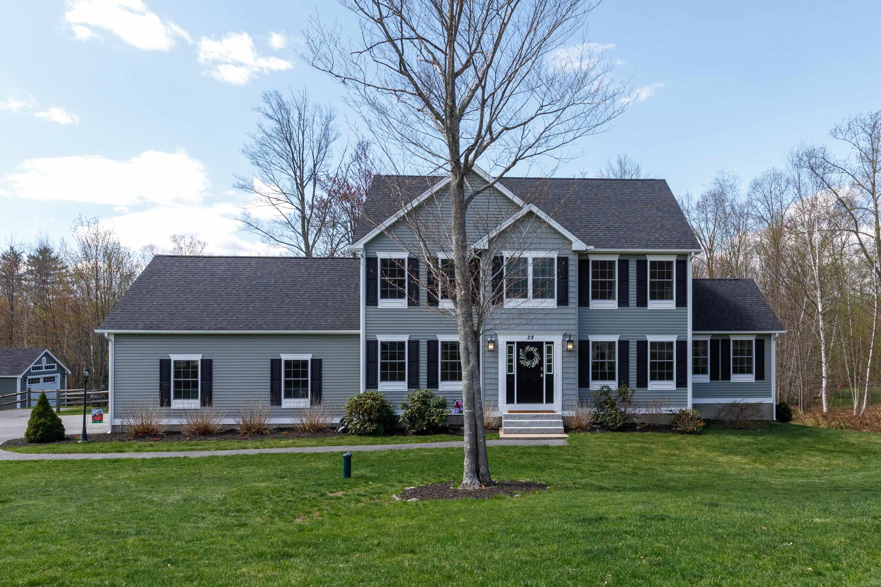 28 Mcevoy Ln, Epsom, NH 03234
