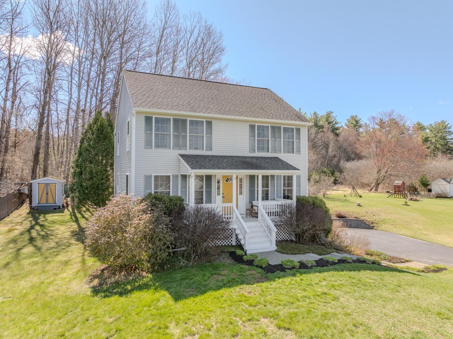 19 Squire Dr, Somersworth, NH 03878