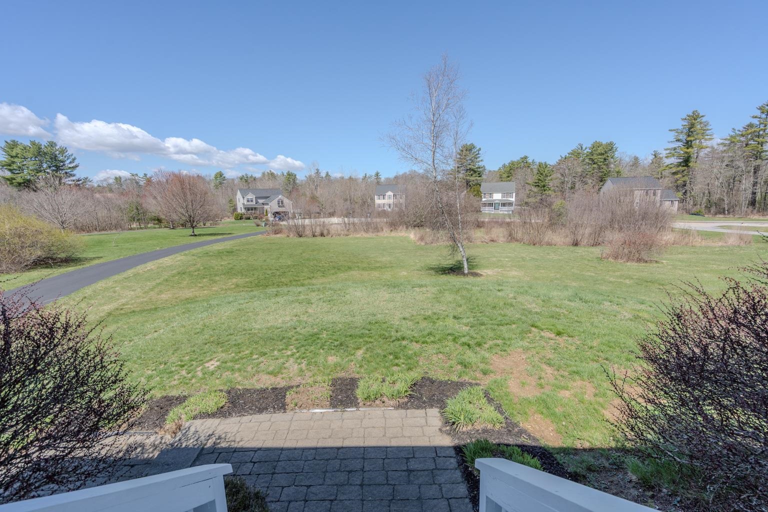 19 Squire Dr, Somersworth, NH 03878