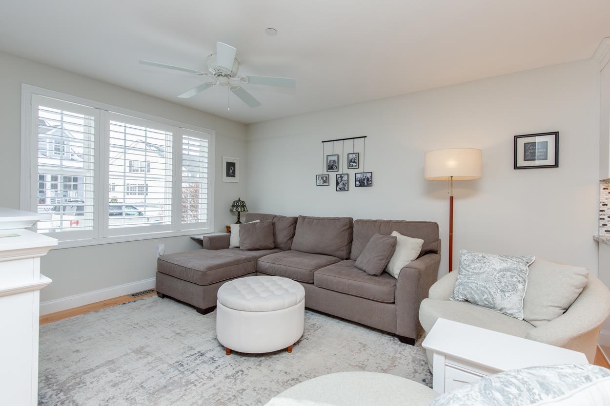 11 Bent Grass Cir, Kingston, NH 03848