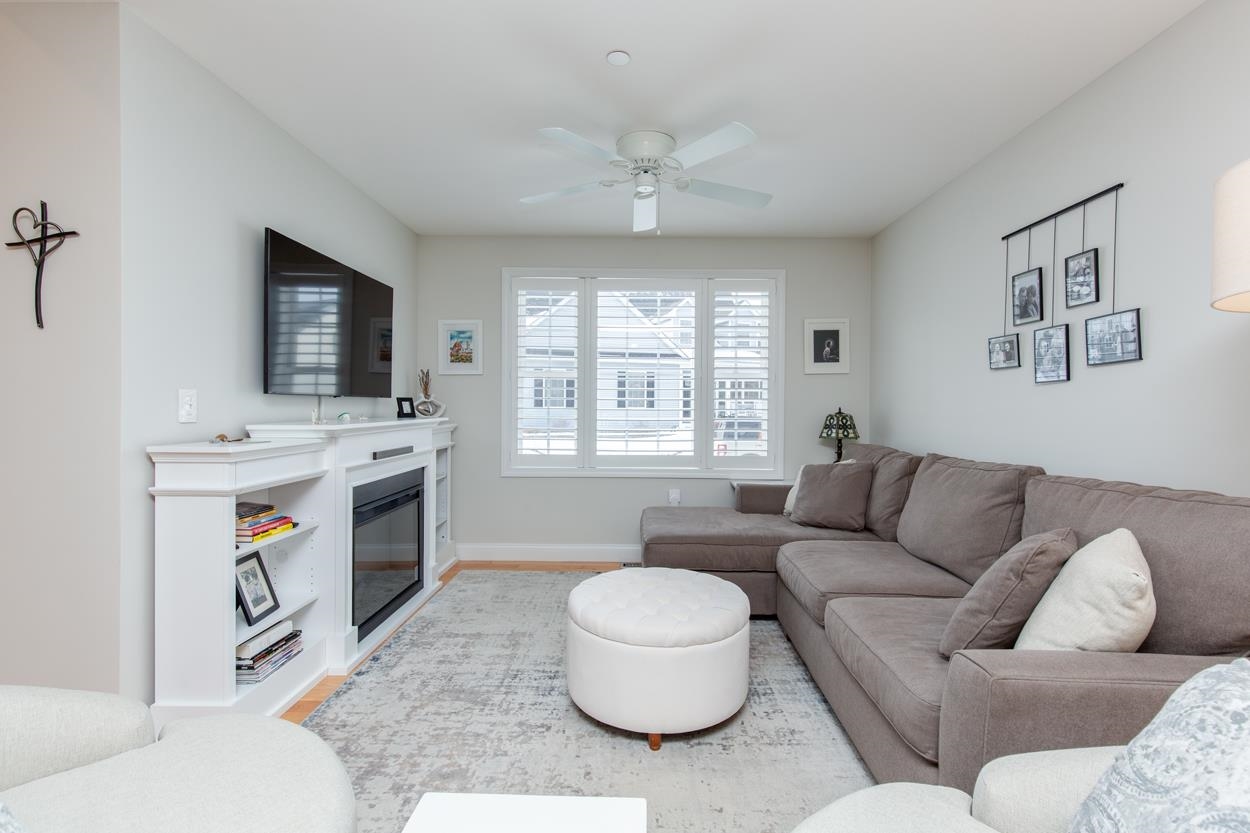 11 Bent Grass Cir, Kingston, NH 03848