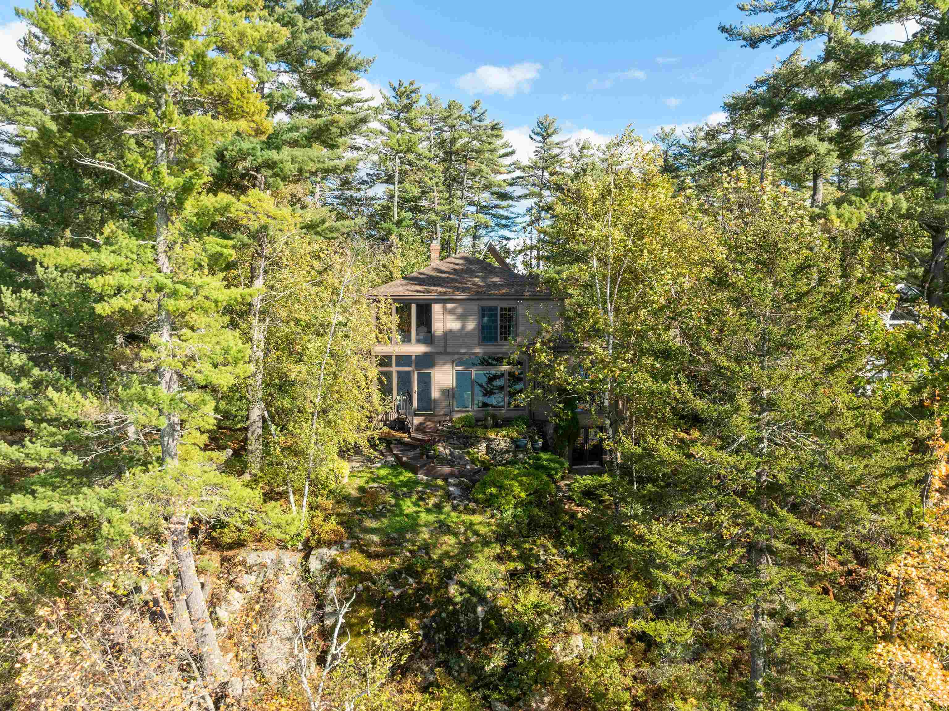 15 Second Point Rd, Moultonborough, NH 03254