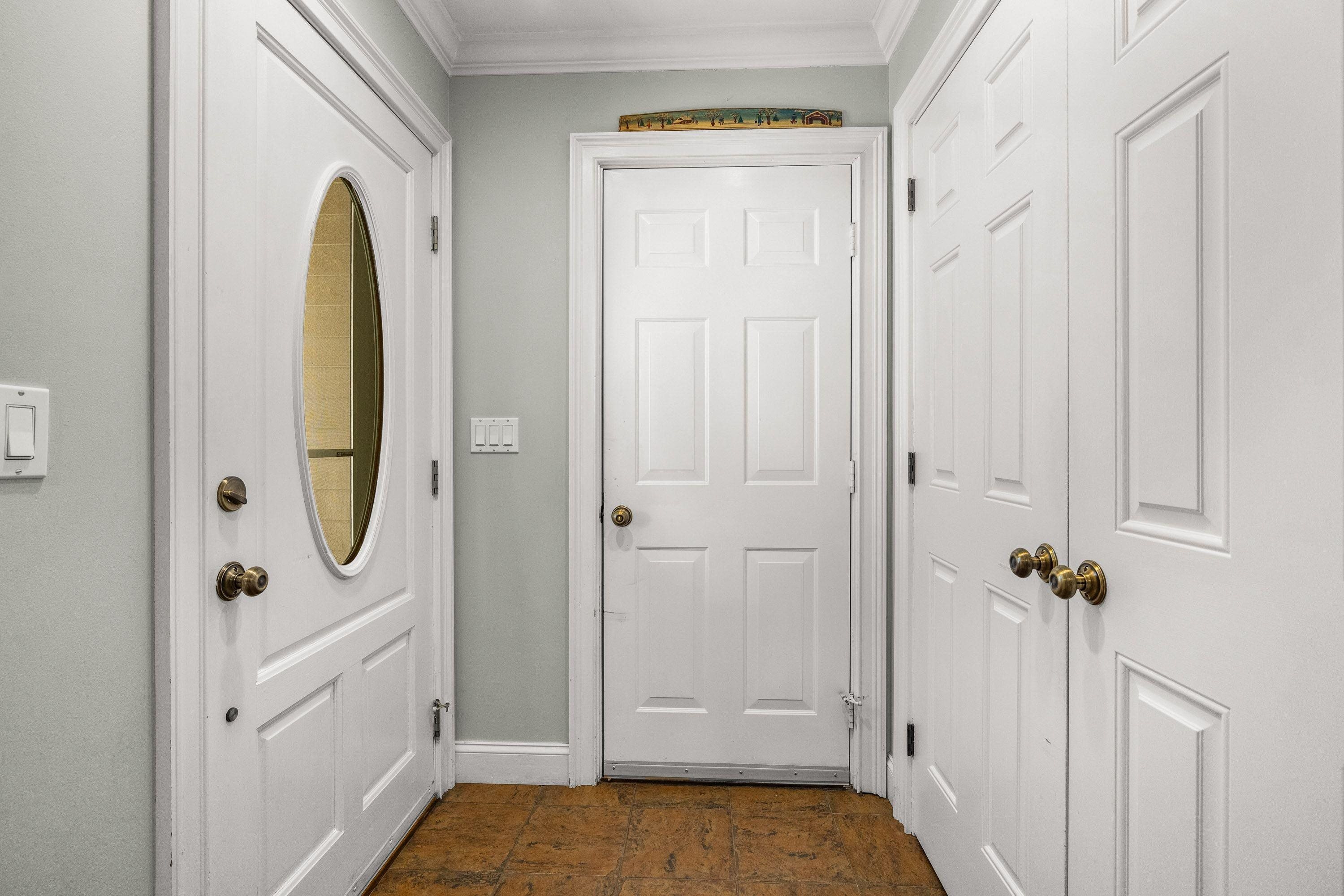 579 Sagamore Ave, Portsmouth, NH 03801