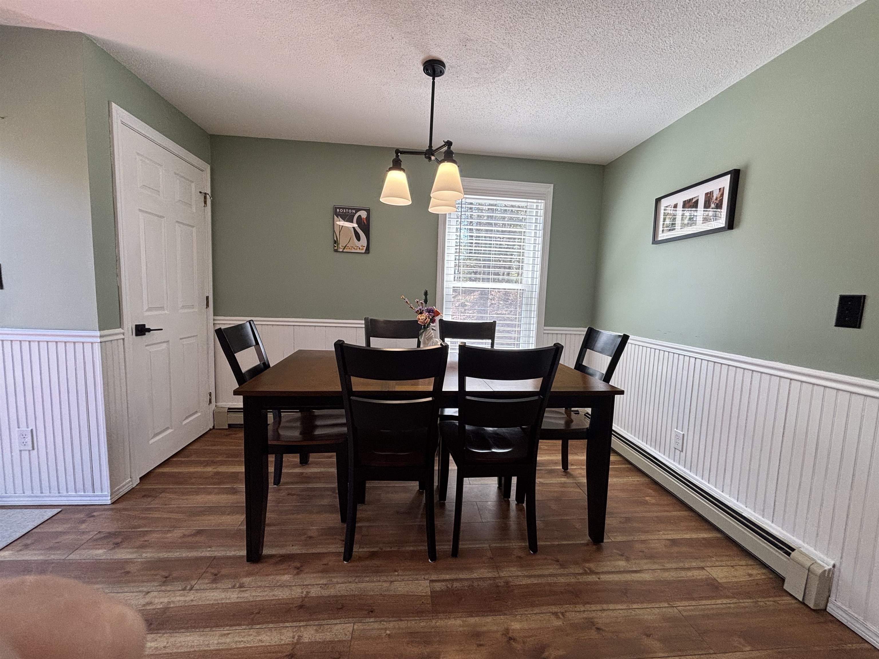 12 Landmark Ln, Goffstown, NH 03045