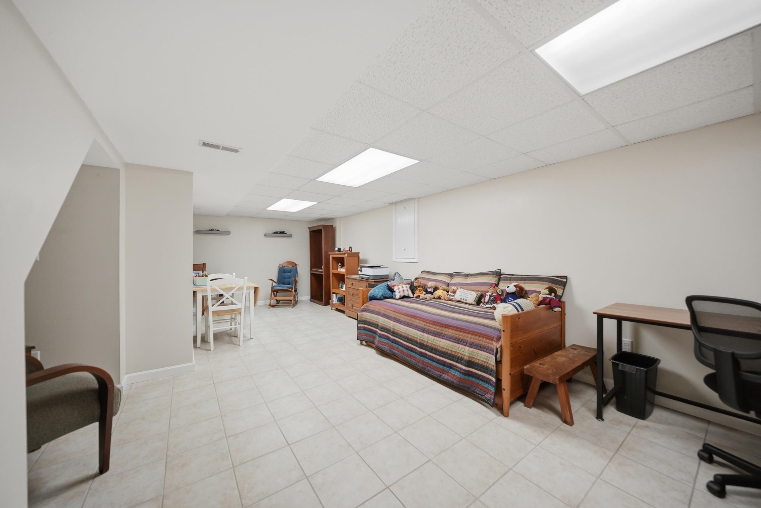 3020 Brown Ave, Manchester, NH 03103
