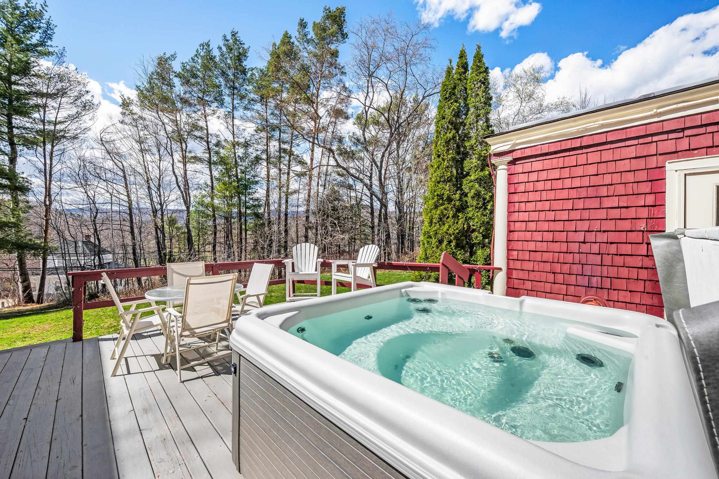 12 Thorn Hill Rd, Jackson, NH 03846