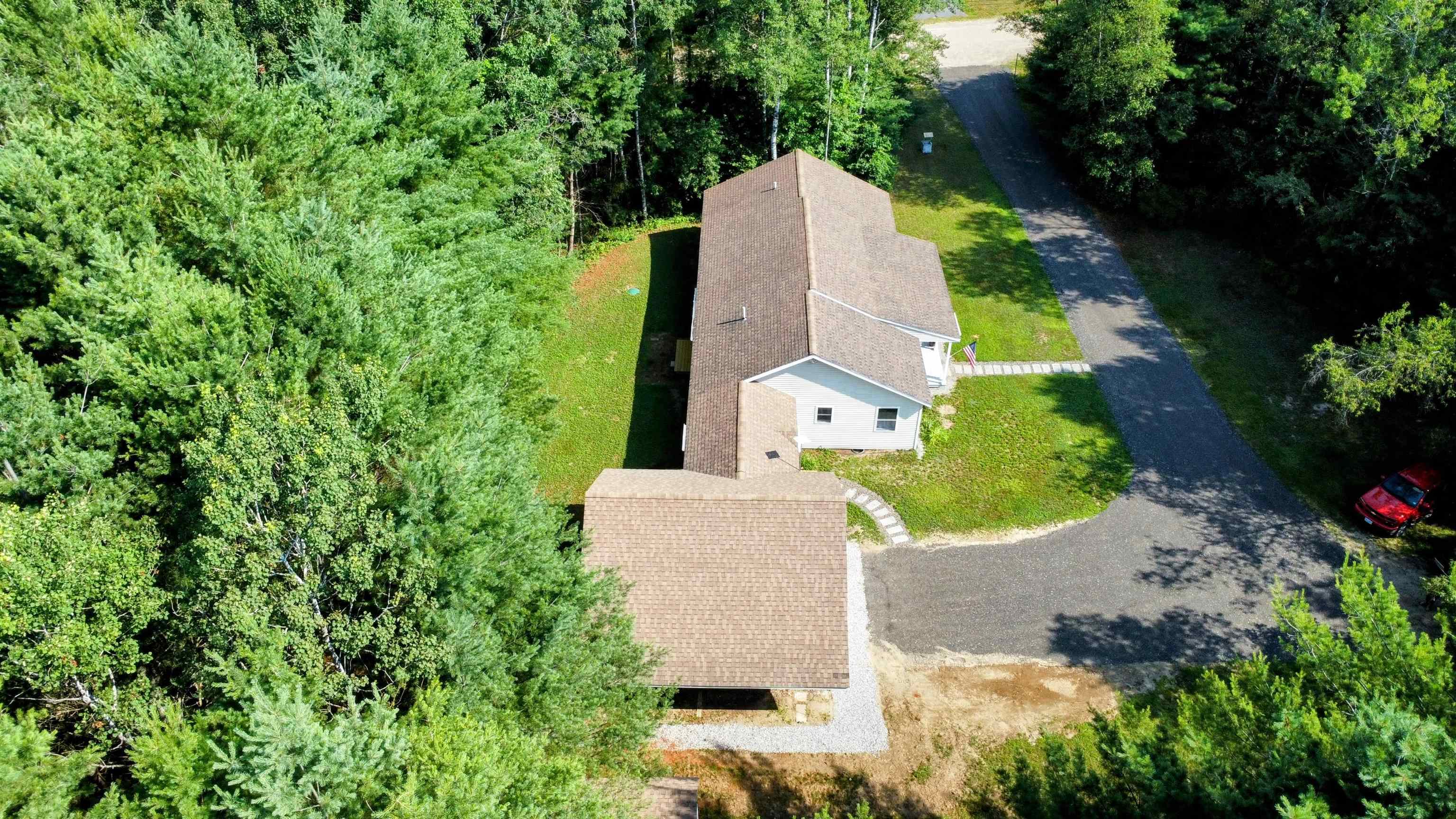 77 Trapper Rd, Campton, NH 03223