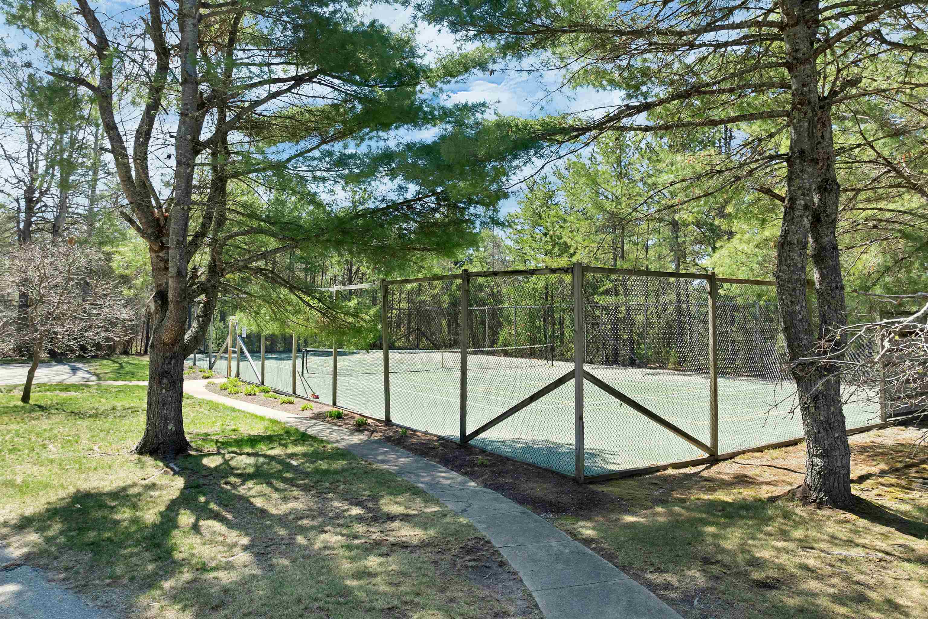 181 Michawanic Rd, Wakefield, NH 03872