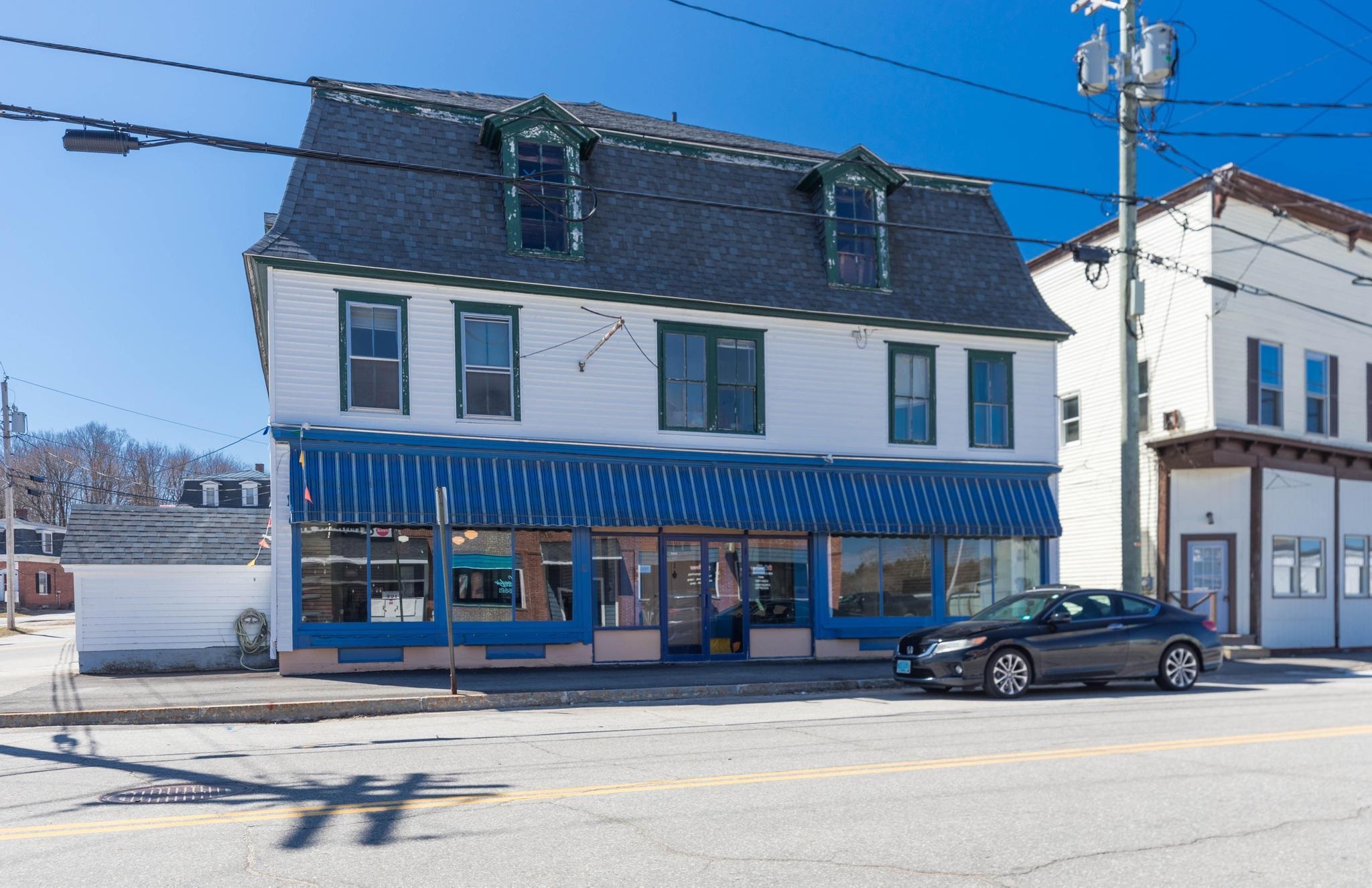 2 Depot St, Pittsfield, NH 03263