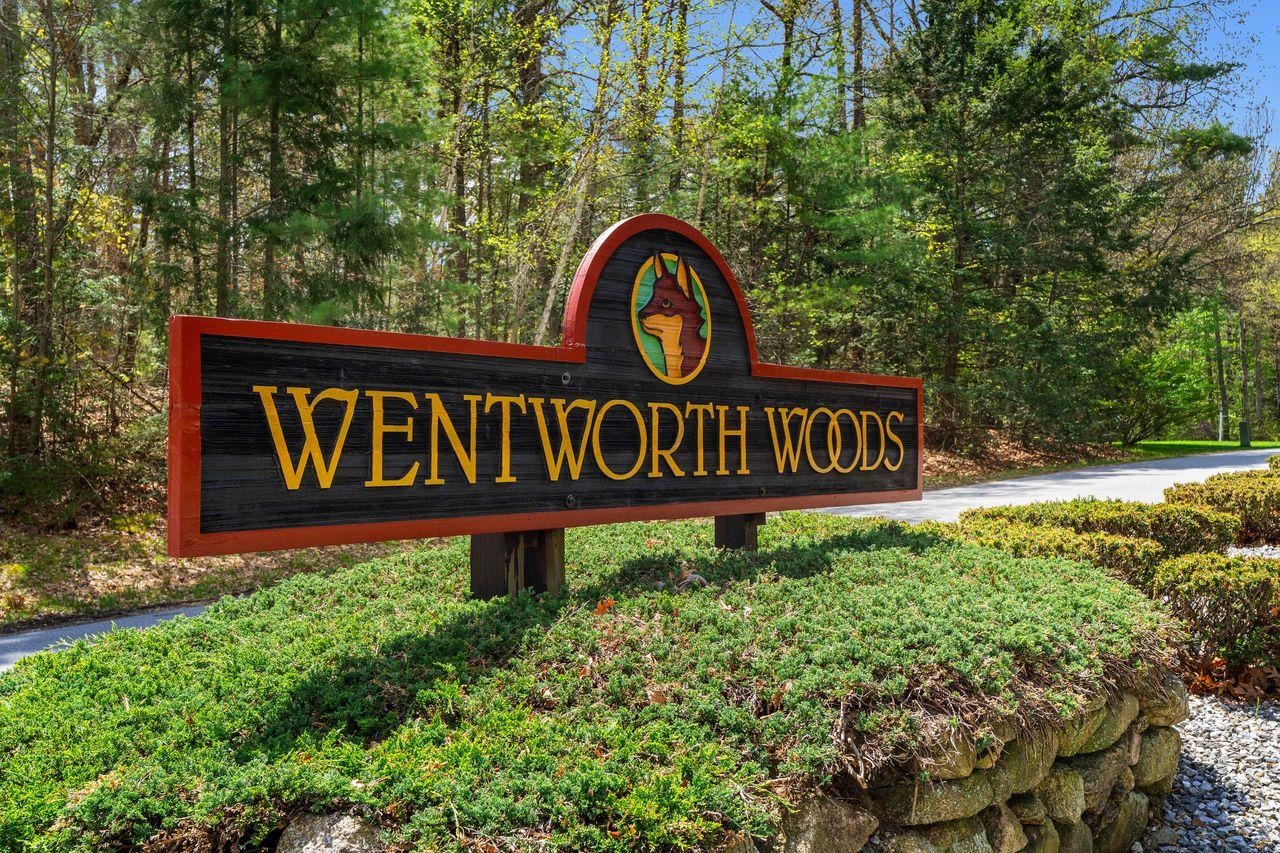 5 Wentworth Dr, Bedford, NH 03110