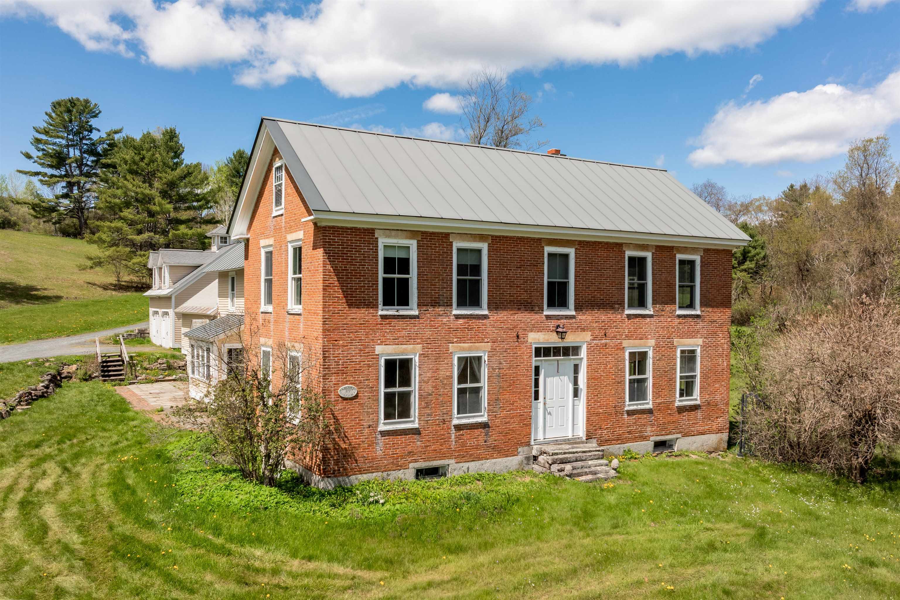330 Parsonage Rd, Cornish, NH 03745