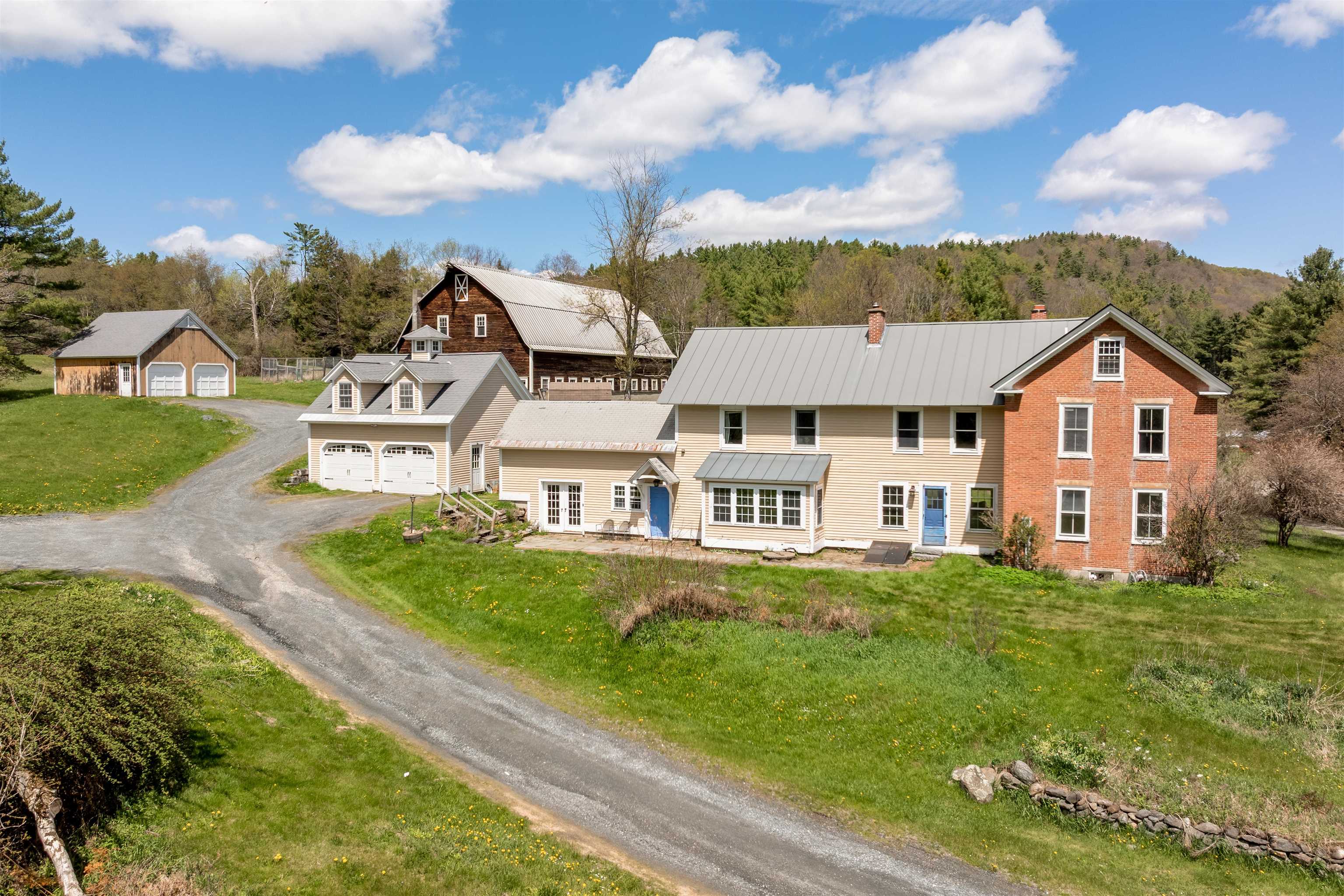 330 Parsonage Rd, Cornish, NH 03745