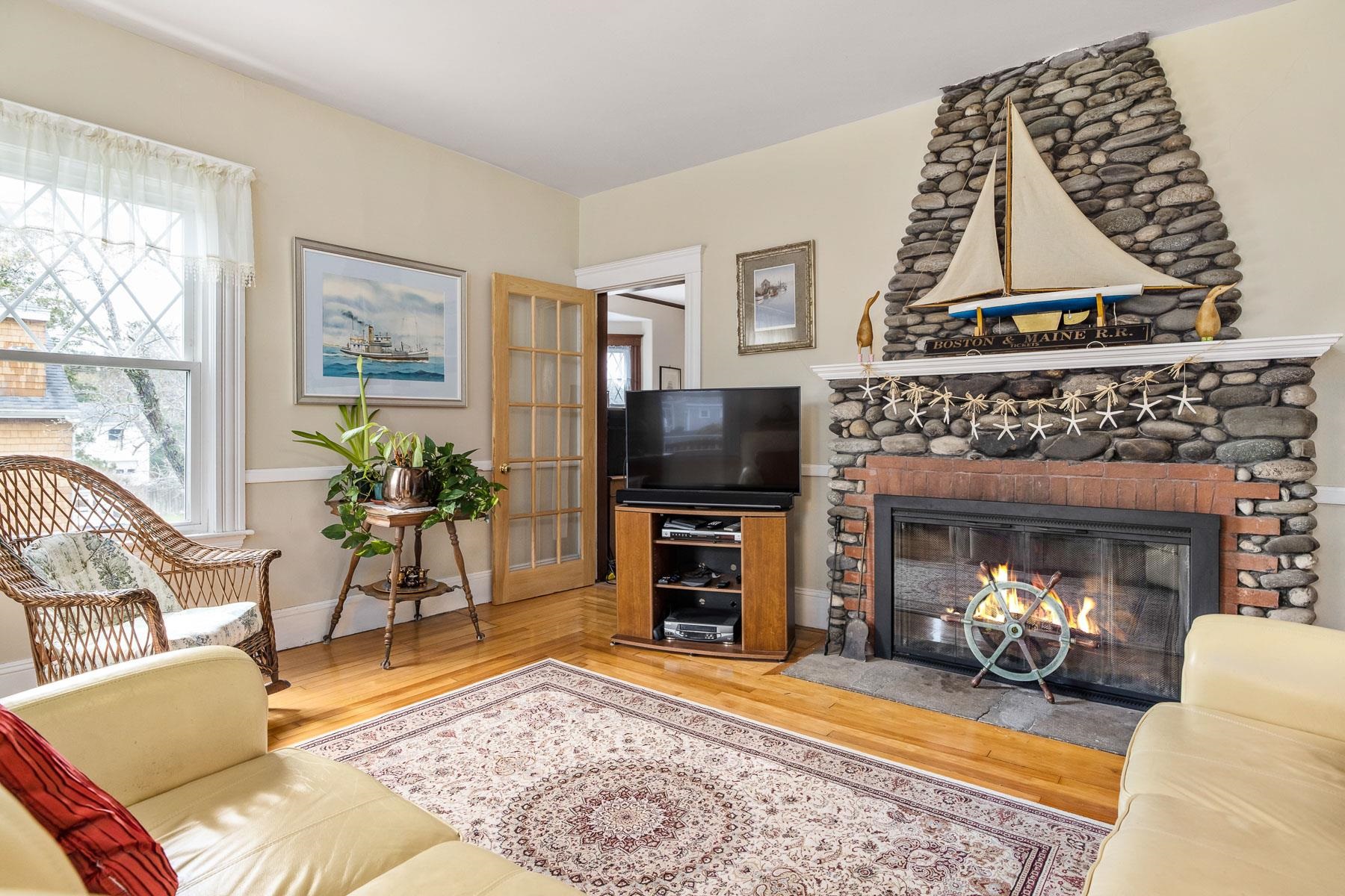 46 Mill Rd, Hampton, NH 03842