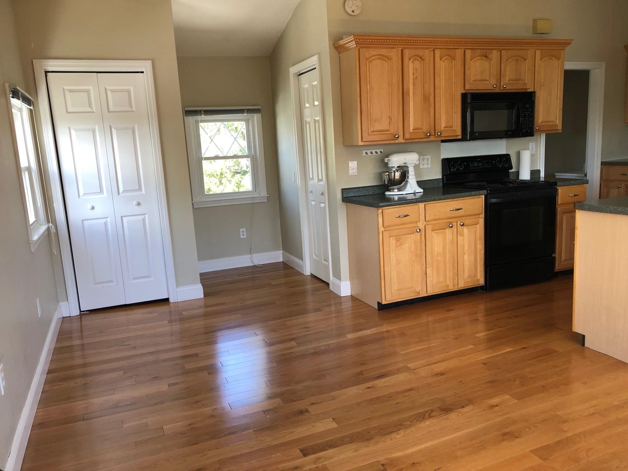 46 Mill Rd, Hampton, NH 03842
