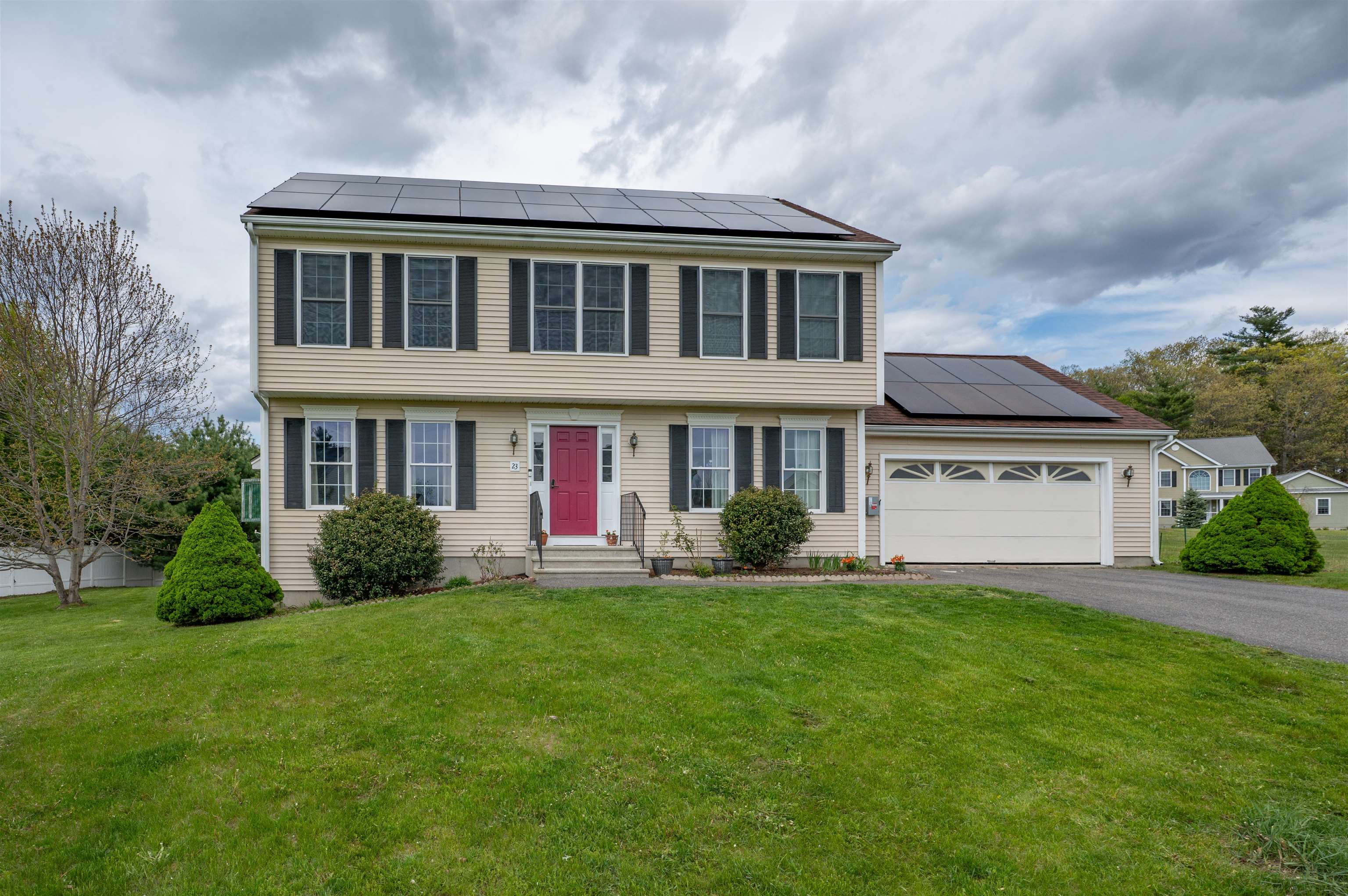 23 Normandy Way, Nashua, NH 03063