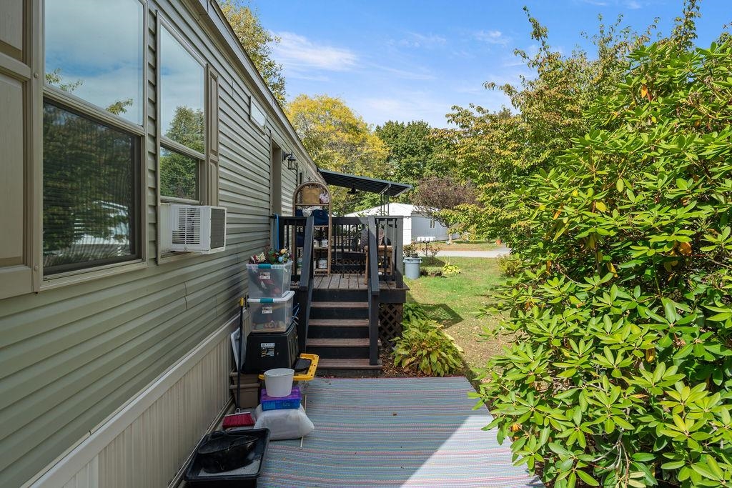 27 Hayes Pk, Exeter, NH 03833