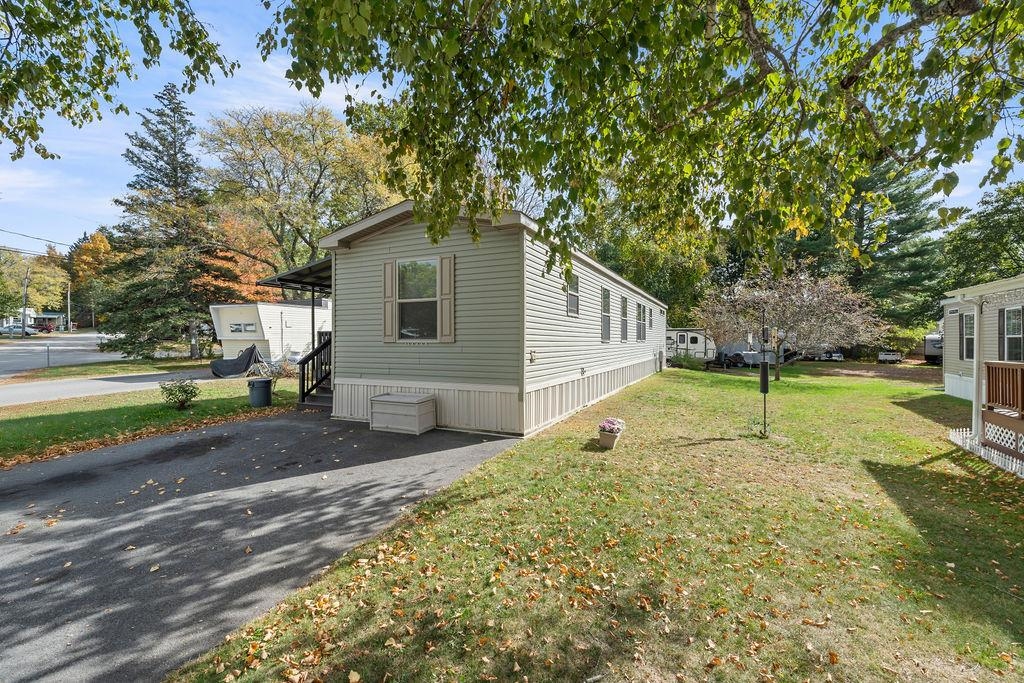27 Hayes Pk, Exeter, NH 03833