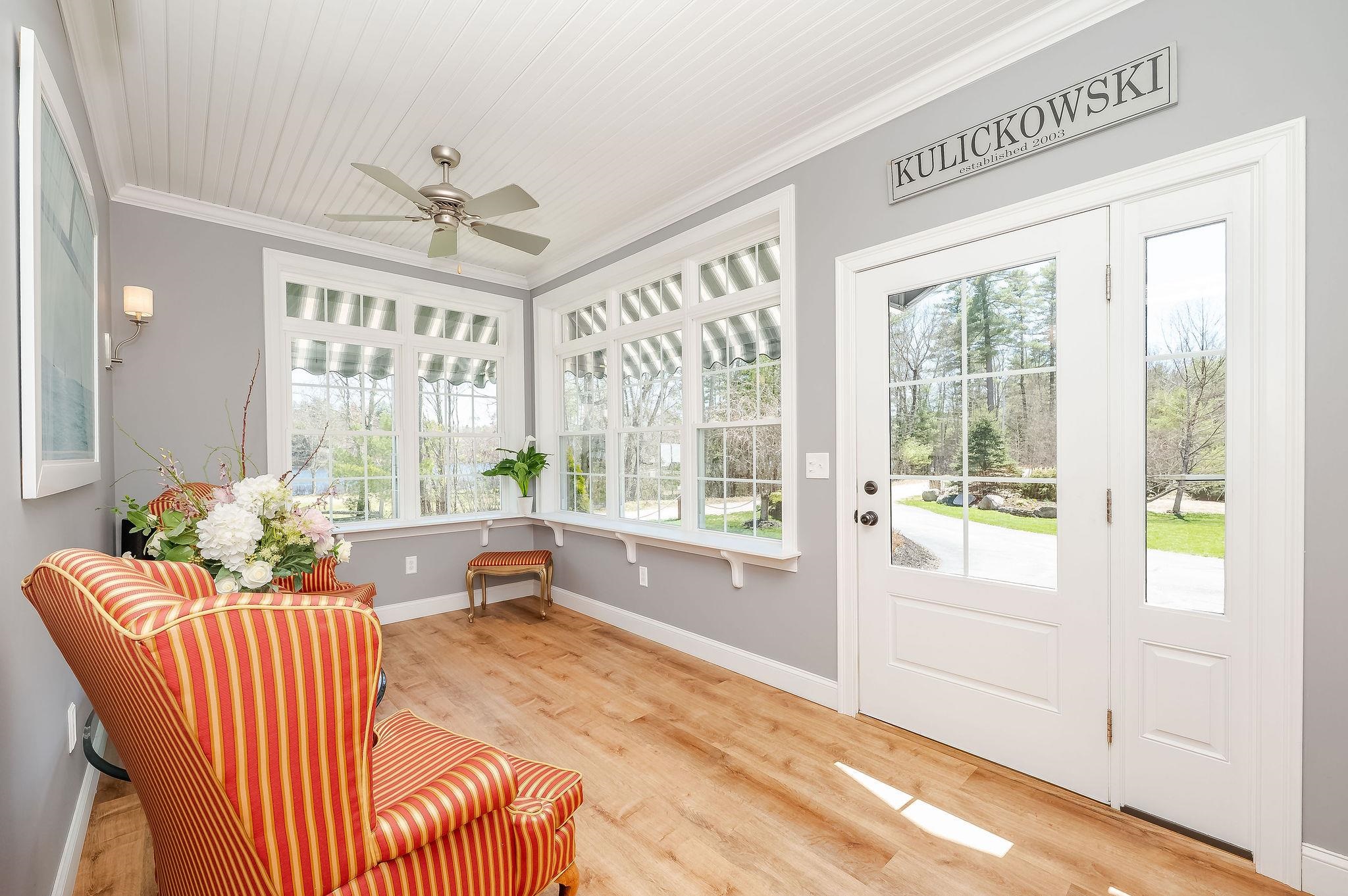34 Coles Pond Rd, Somersworth, NH 03878