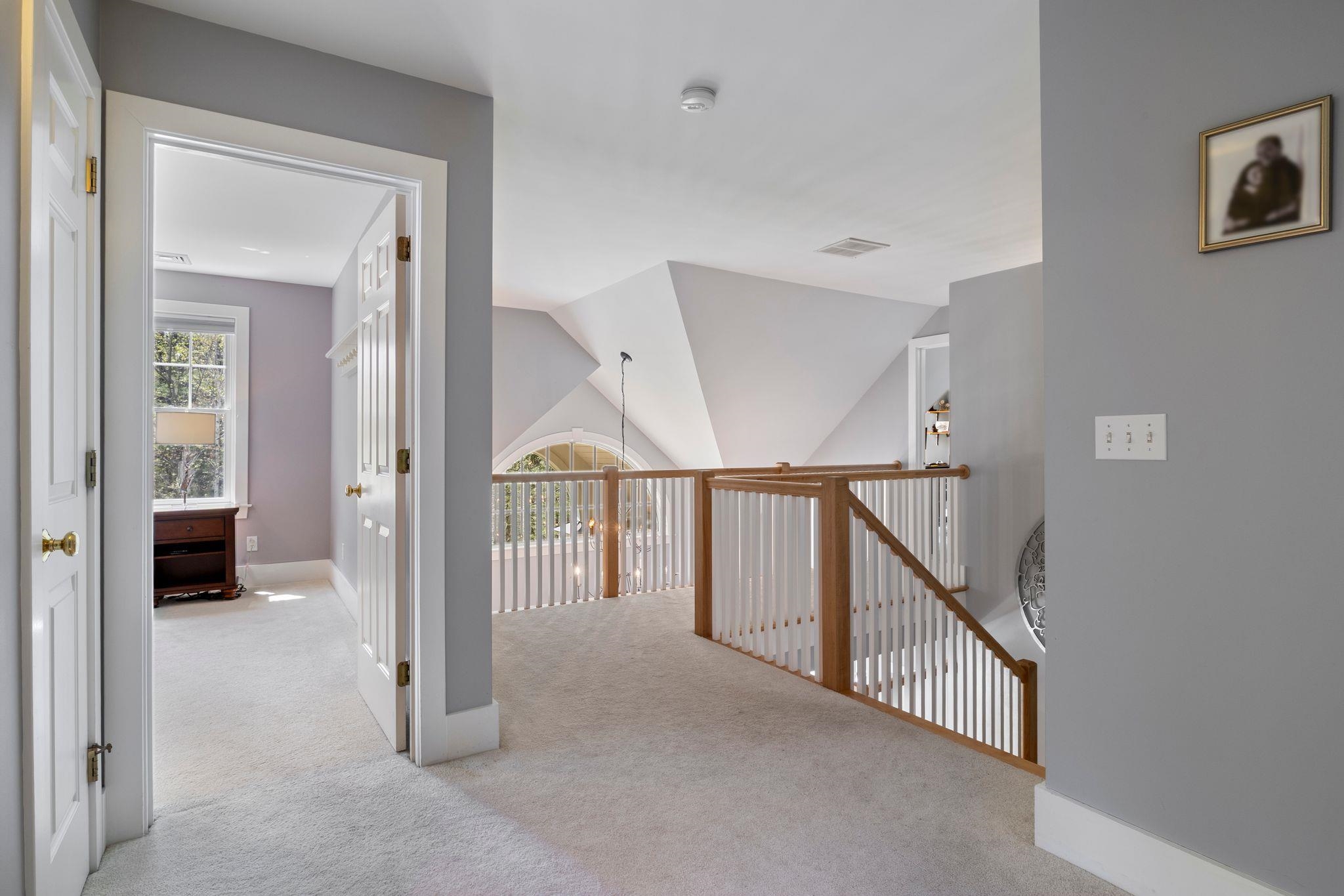 15 Wiggin Way, Stratham, NH 03885