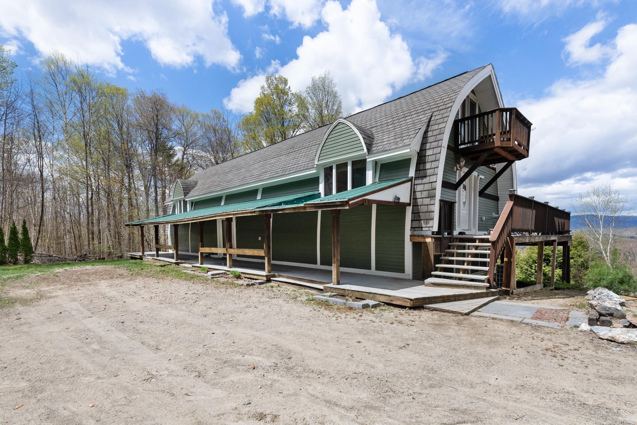 1557 N Groton Rd, Groton, NH 03266