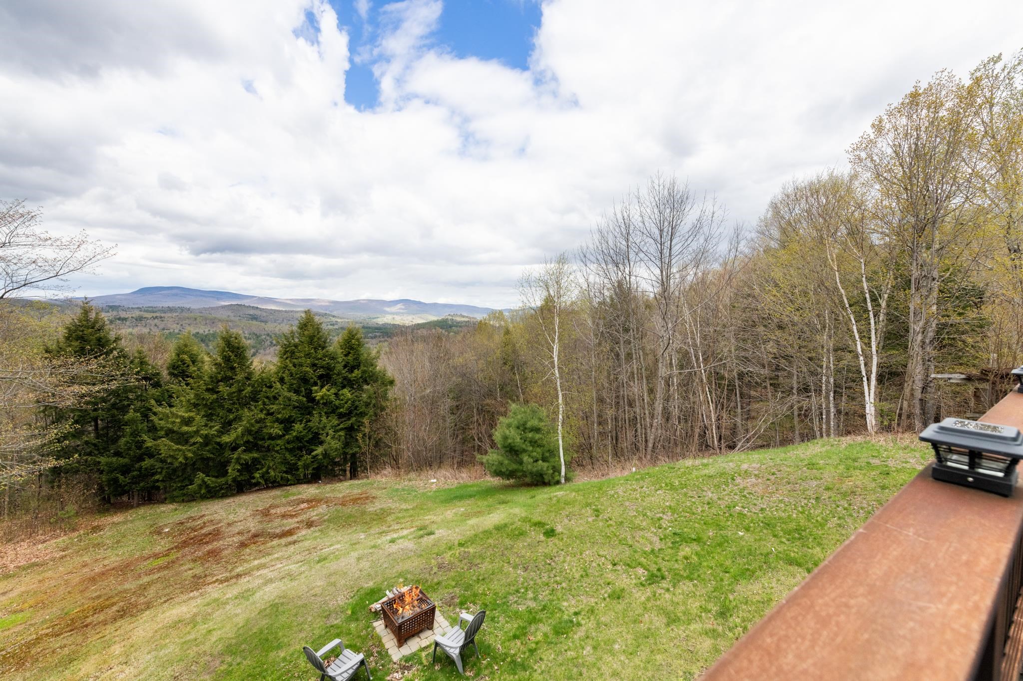 1557 N Groton Rd, Groton, NH 03266