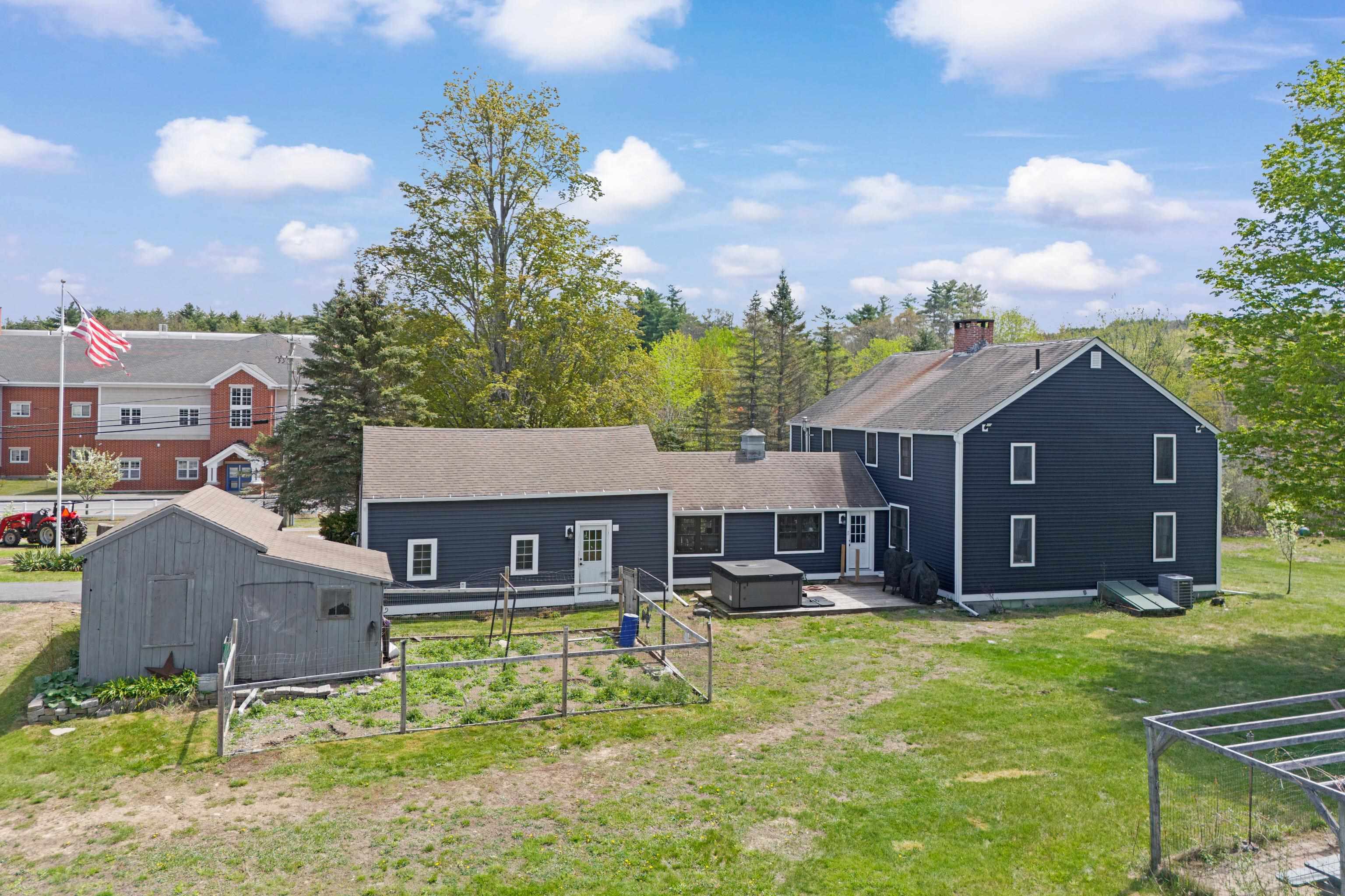 1407 South Stark Hw, Weare, NH 03281