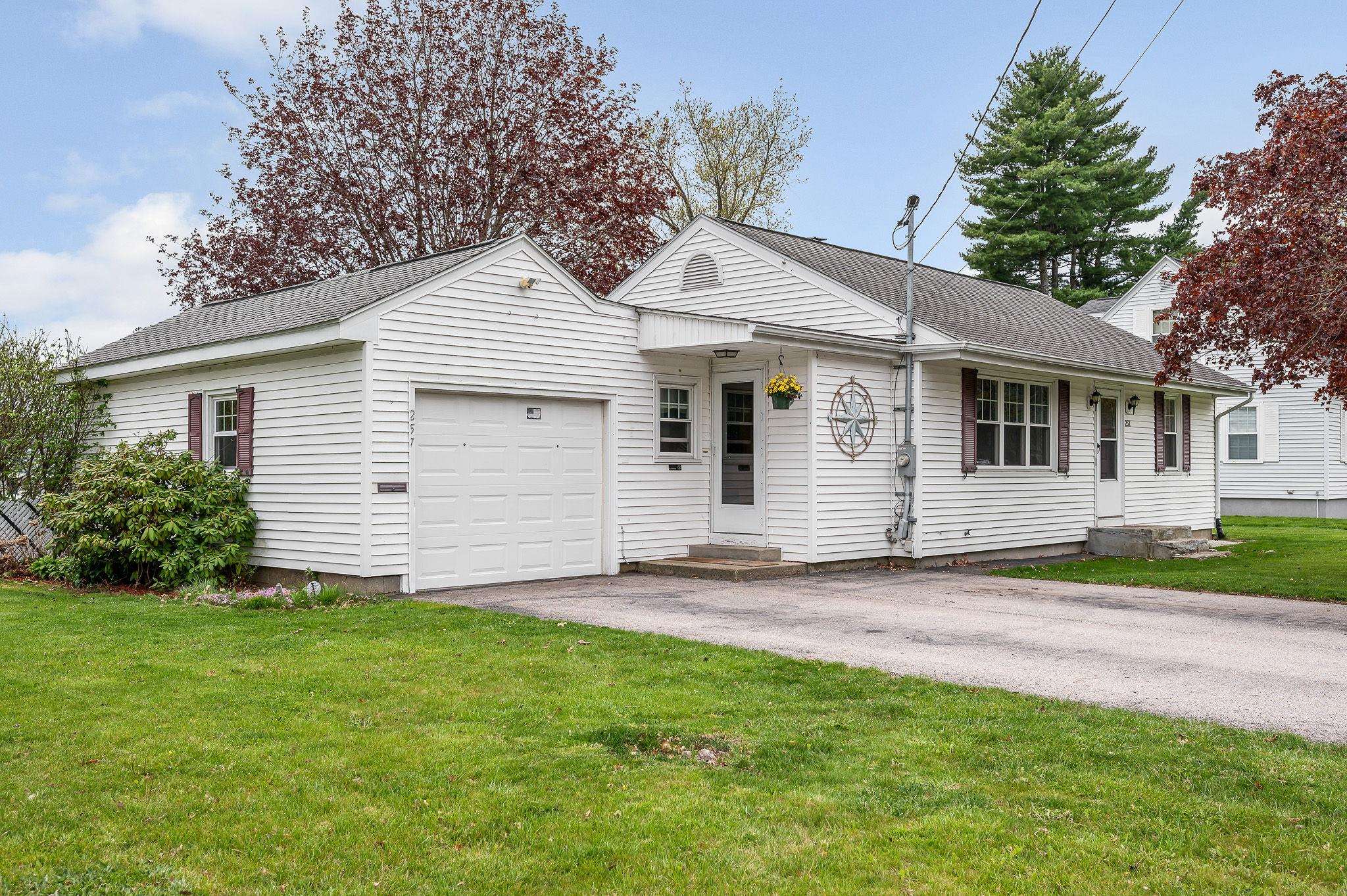 257 Seames Dr, Manchester, NH 03103-3945