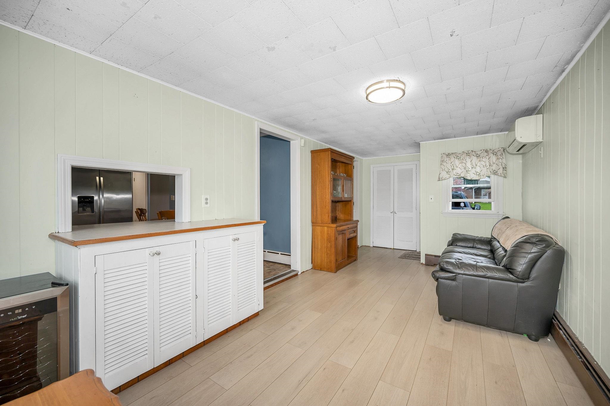 257 Seames Dr, Manchester, NH 03103-3945