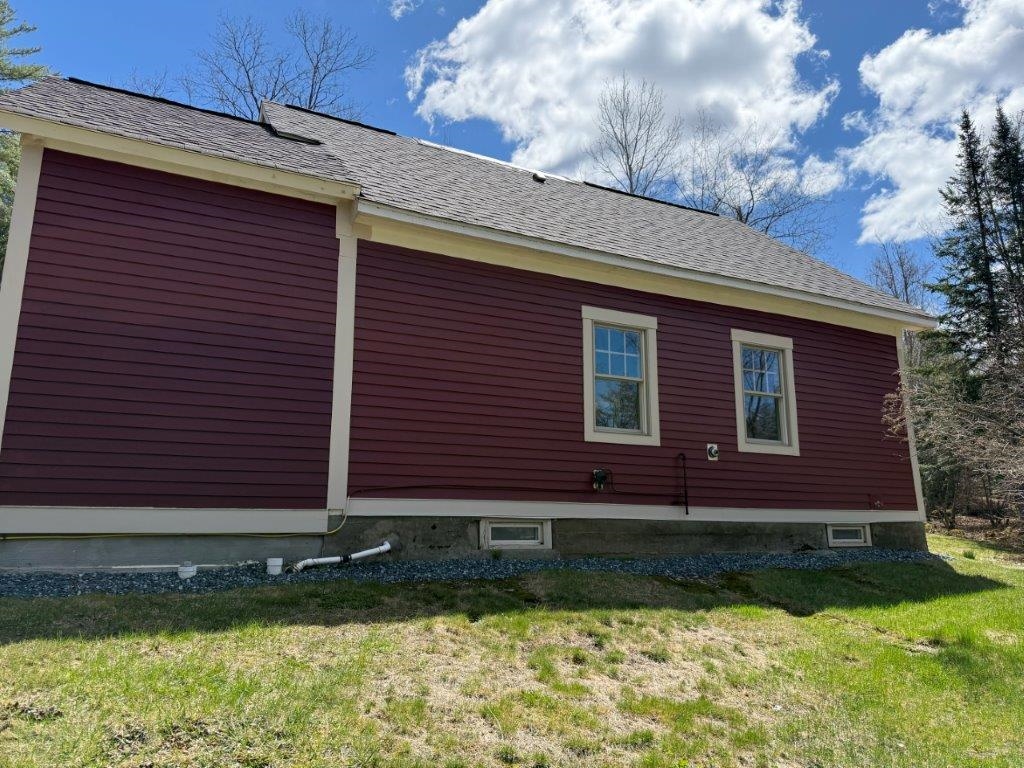 232 River Rd, Canaan, NH 03741