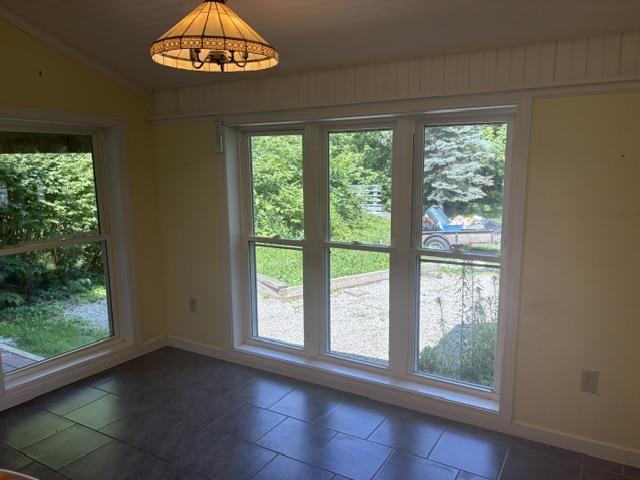 Ground floor apartment dining area