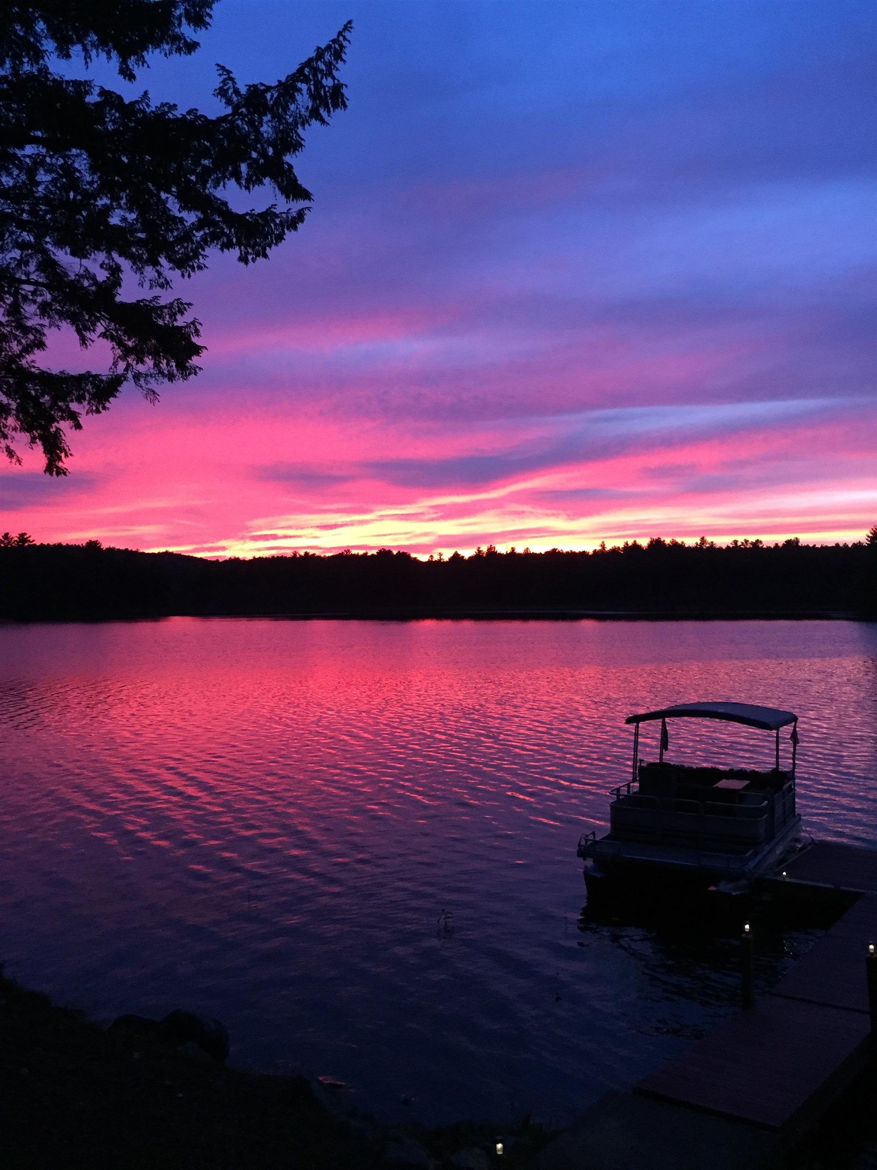 7-8 Spruce Ln, Sandown, NH 03873