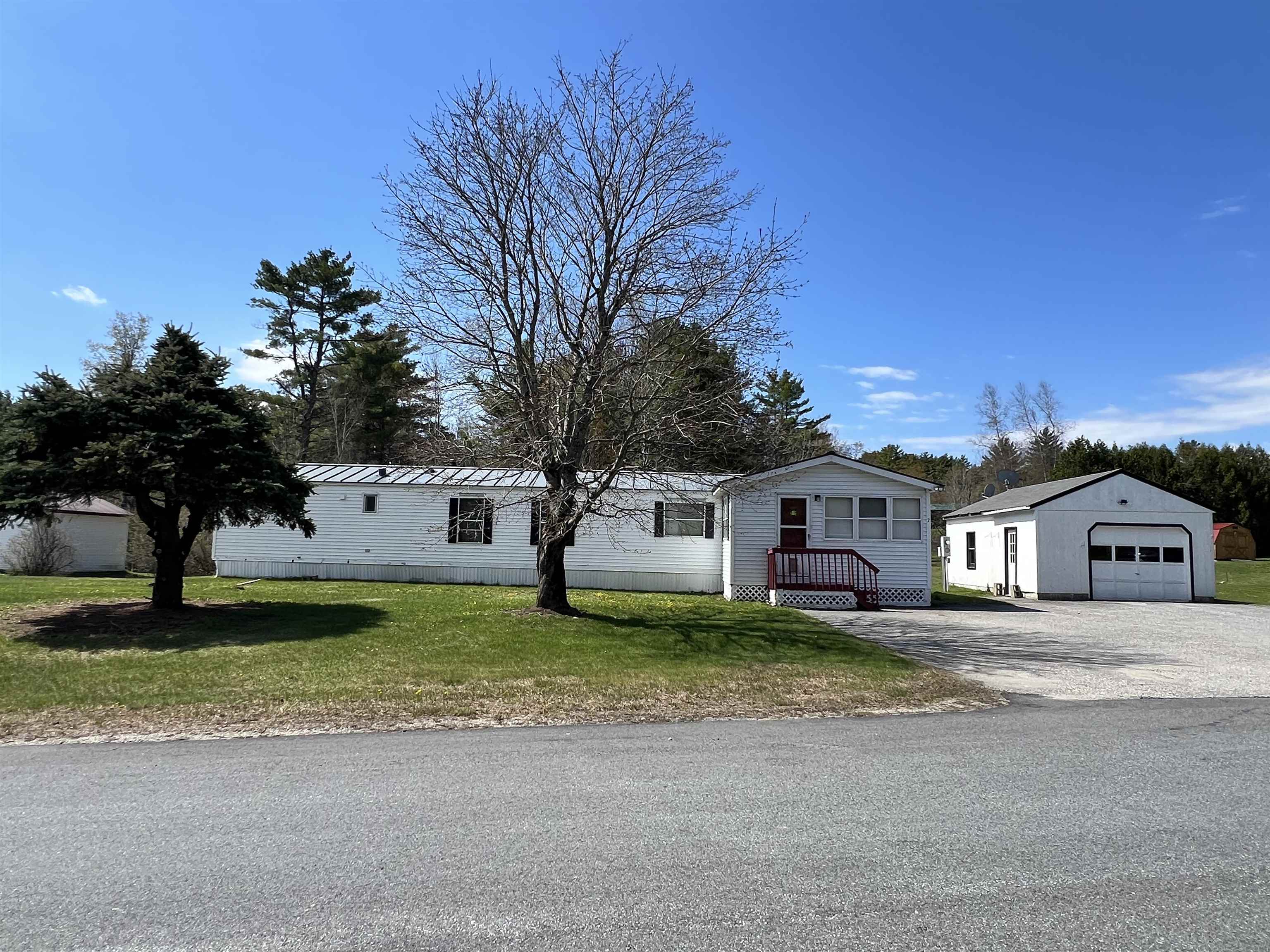 image of Newport NH Home | sq.ft. 995 