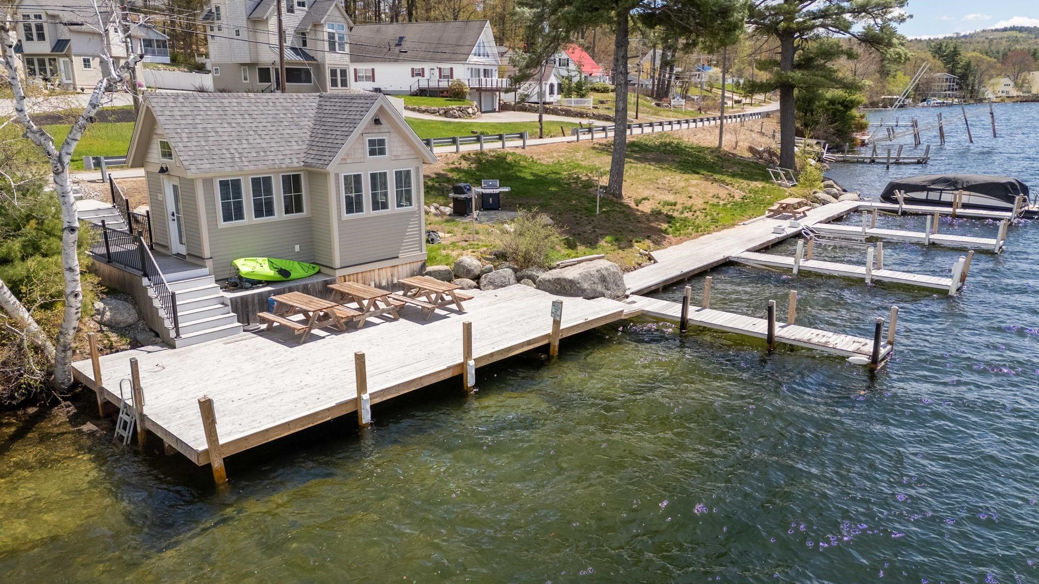 Picnic Area, Club House, Day Dock, Private Slips