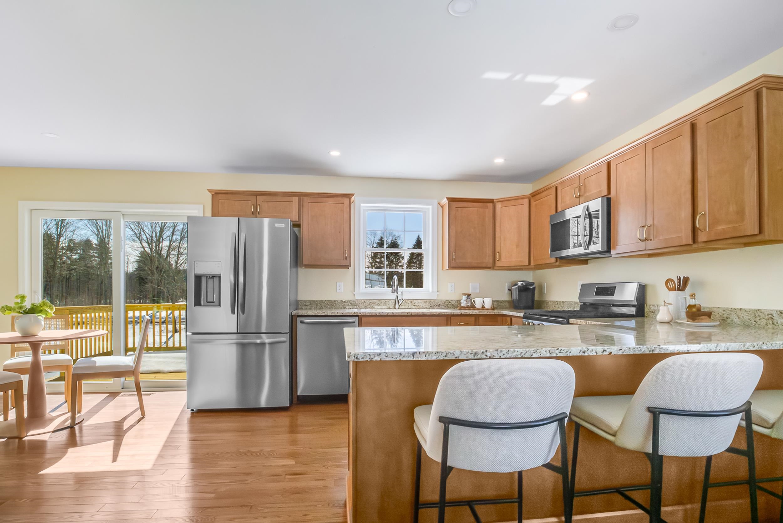 10B Violette Dr, Epping, NH 03042