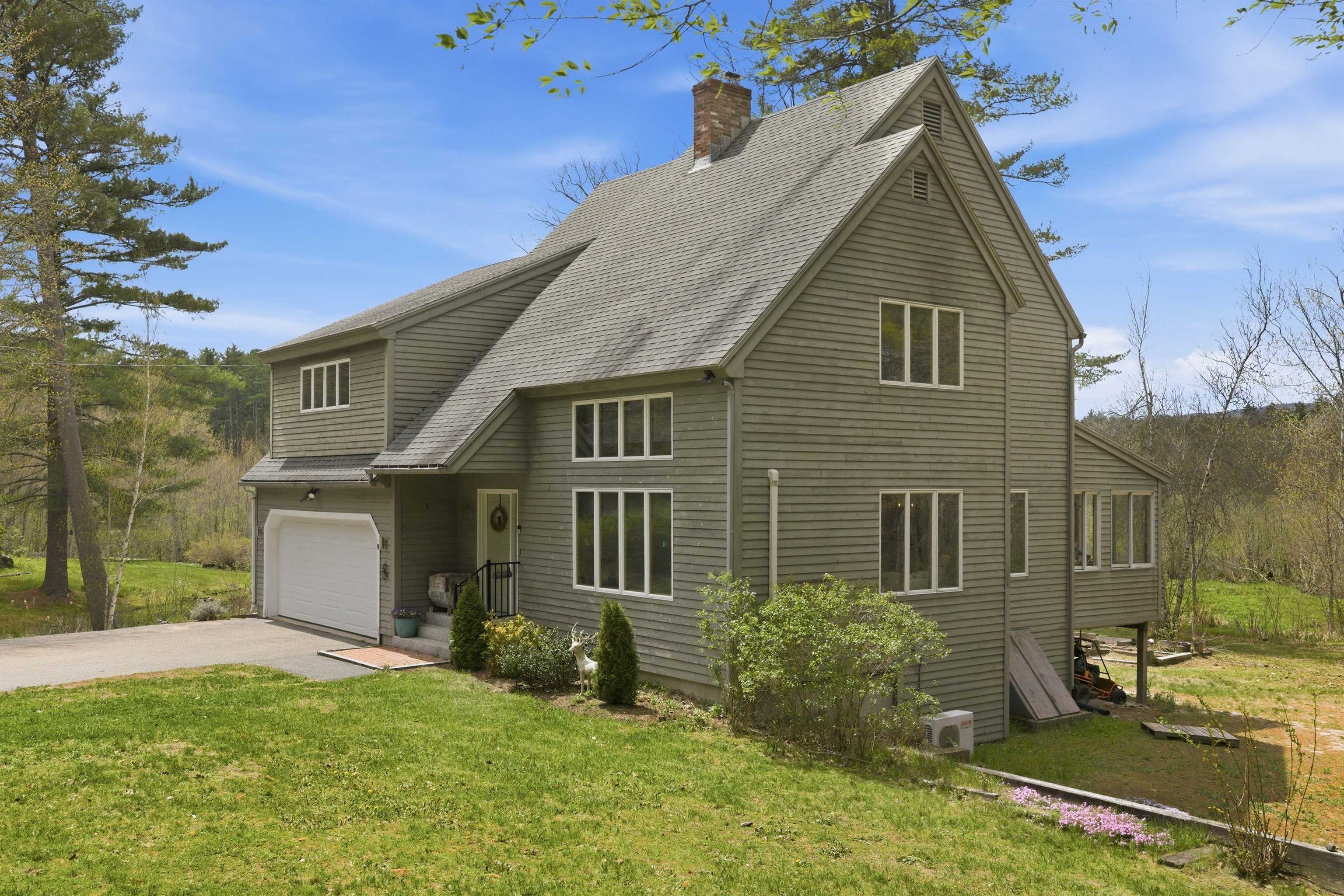 9 Wooddale Cir, Newbury, NH 03255