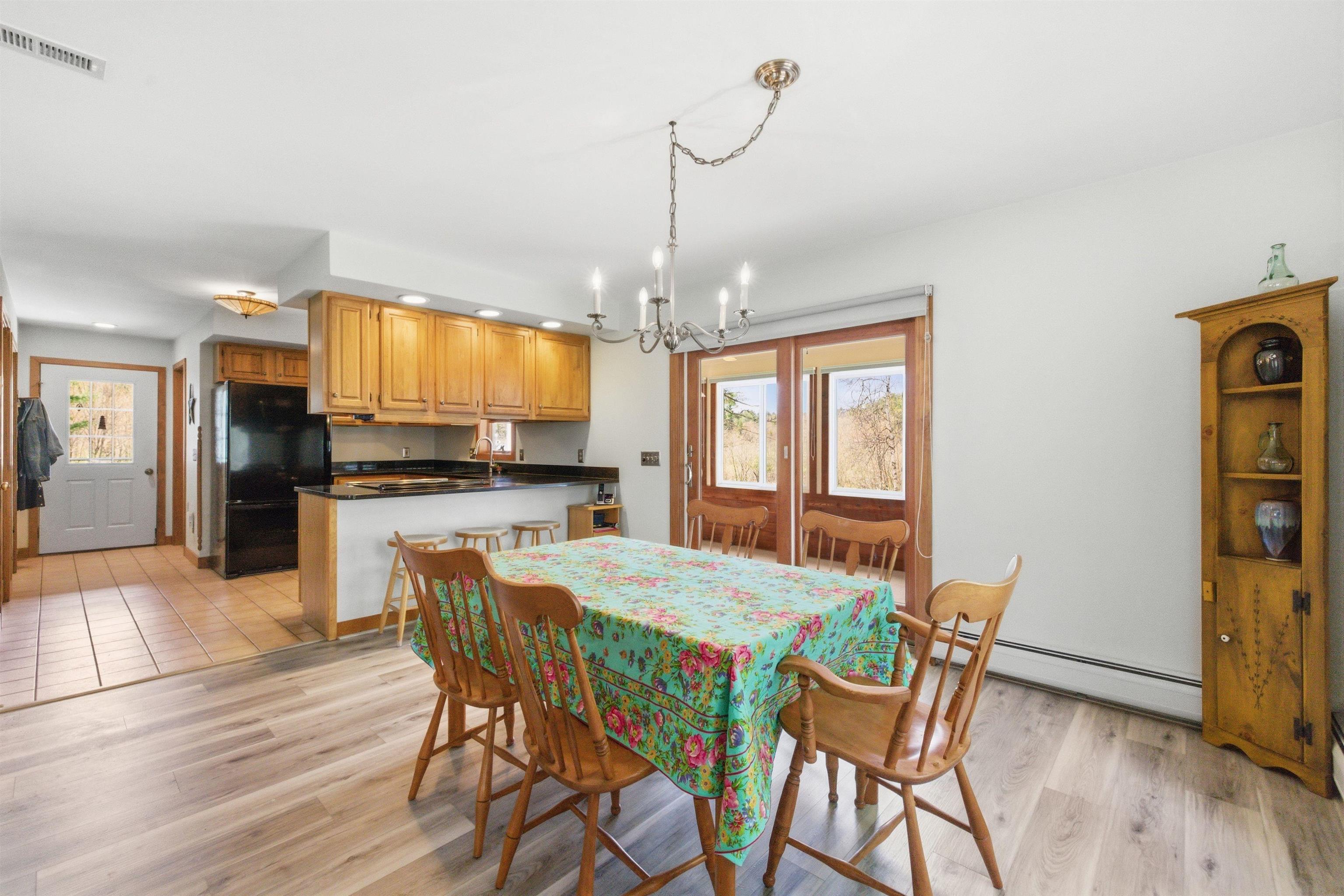 9 Wooddale Cir, Newbury, NH 03255