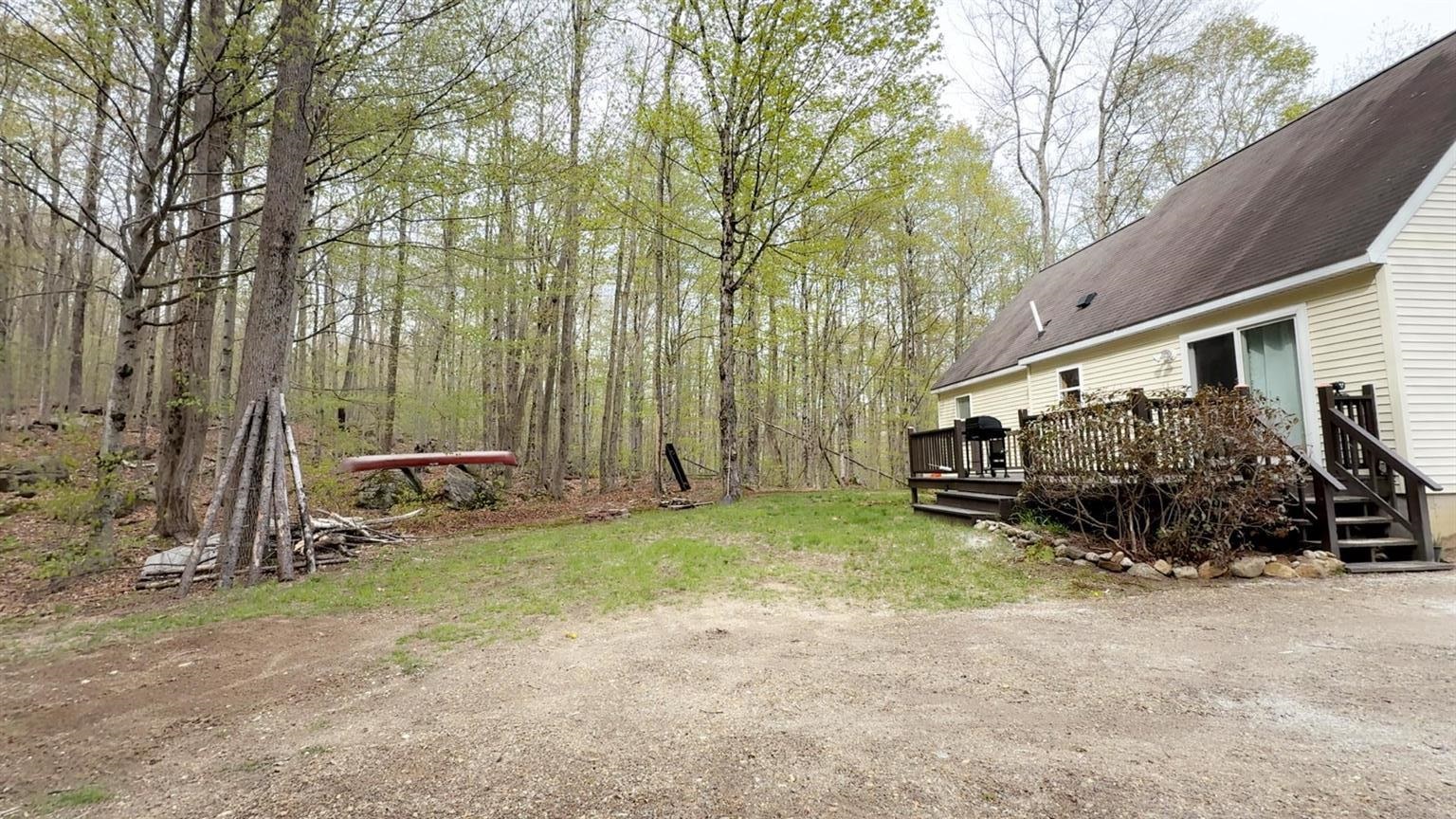 648 Tigola Trl, Stoddard, NH 03464