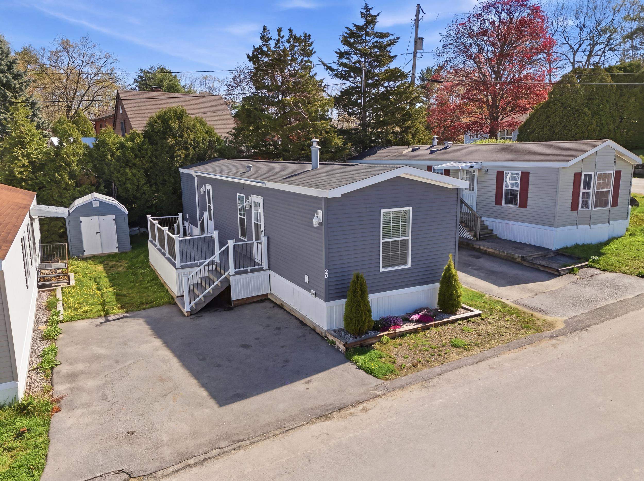 20 Amherst Rd, Newmarket, NH 03857