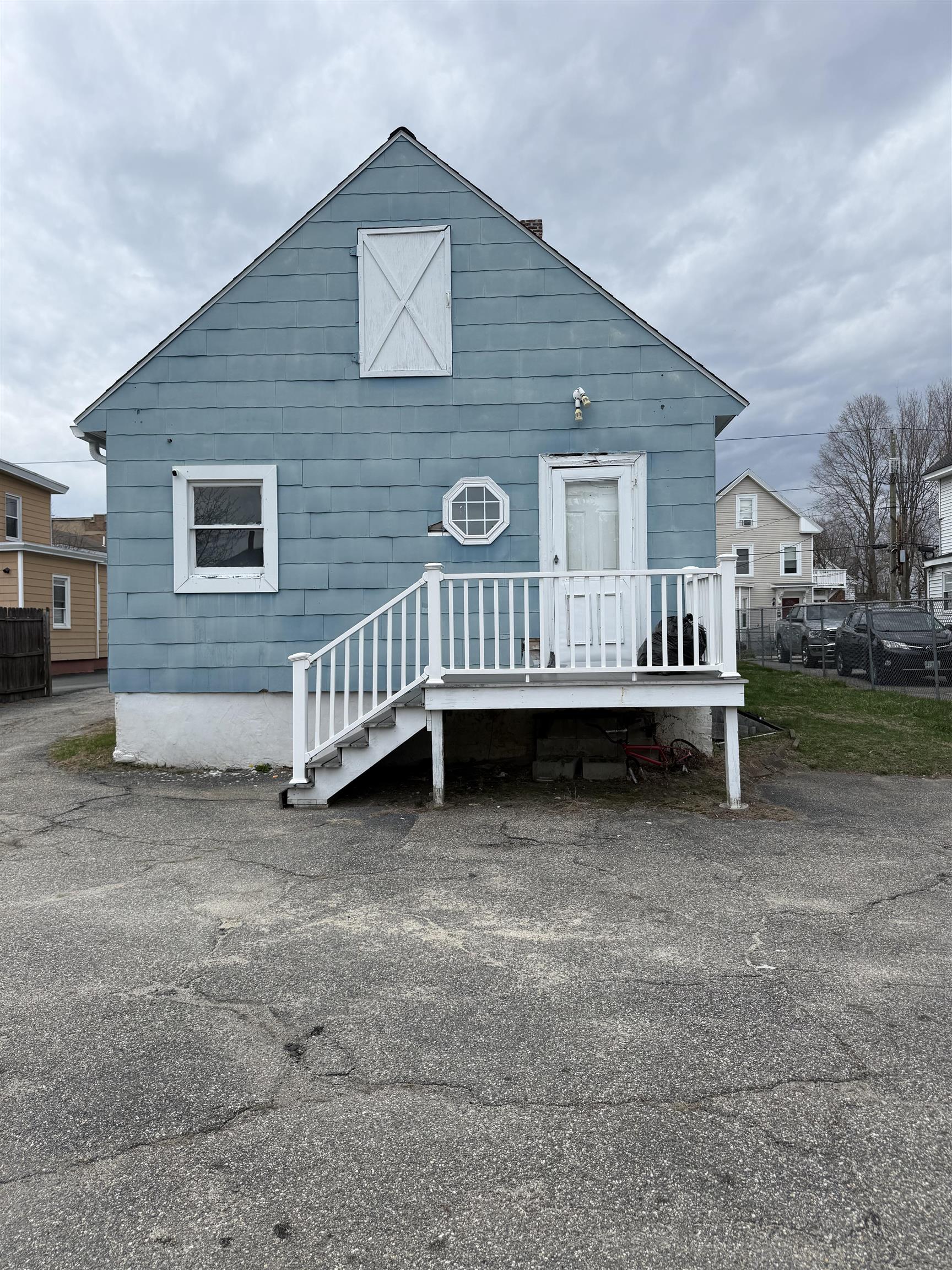 23 Harvard St, Nashua, NH 03060
