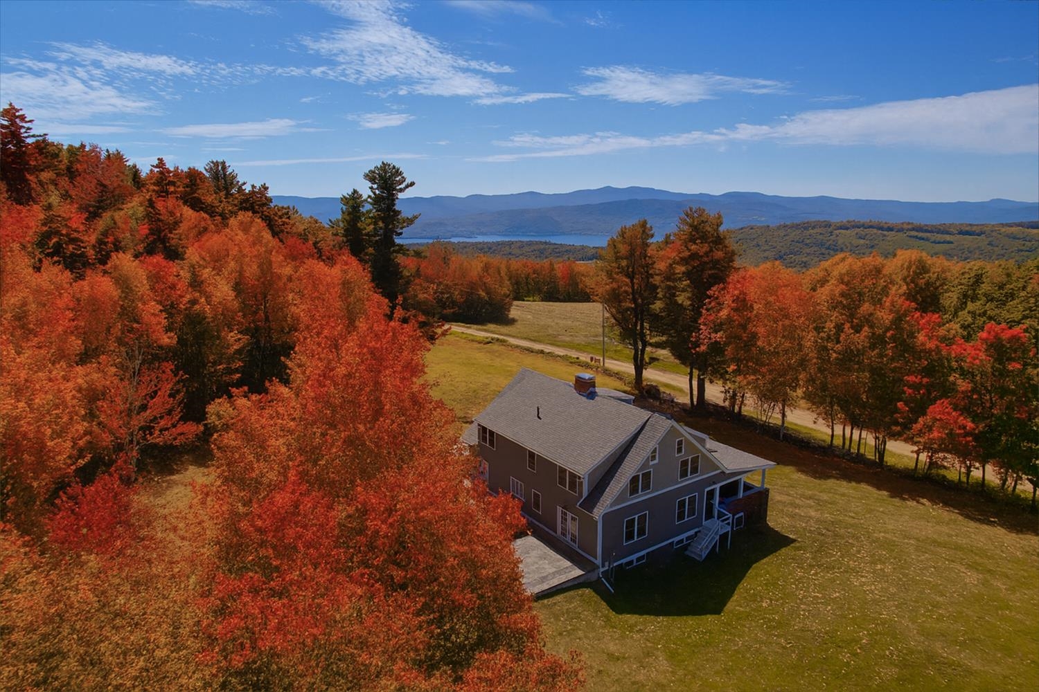 620 Poole Hill Rd, Bridgewater, NH 03222