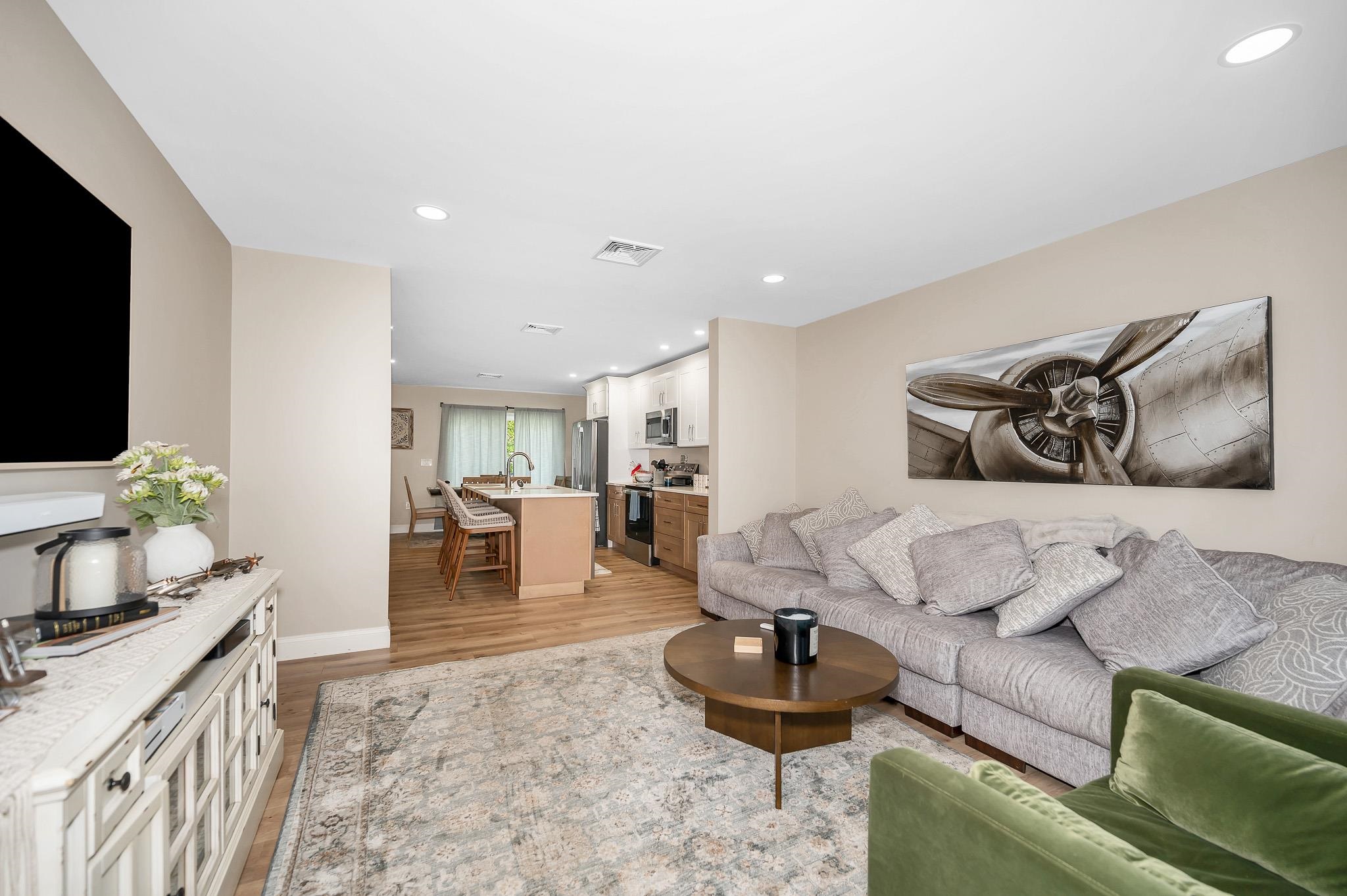 3.5 Mt Pleasant St, Derry, NH 03038