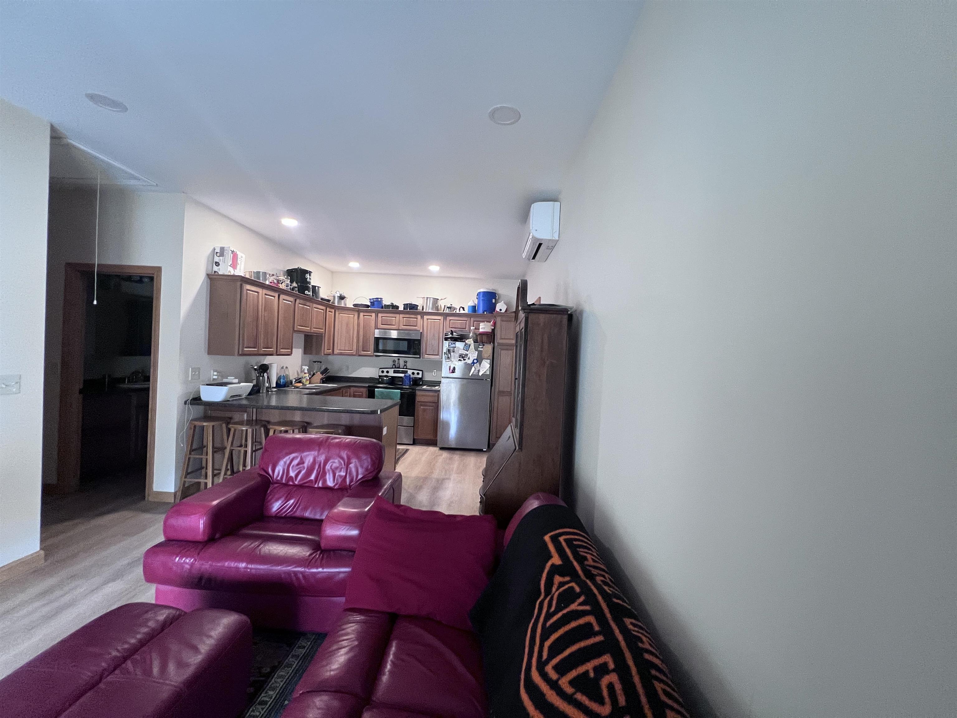 741 West Main St, Hillsborough, NH 03244