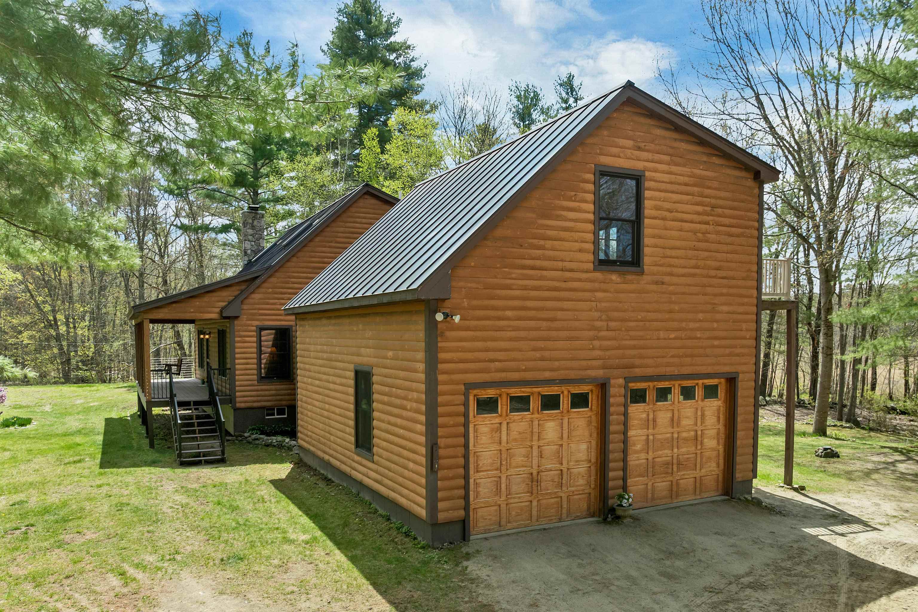 61 Gould Pond Rd, Henniker, NH 03242
